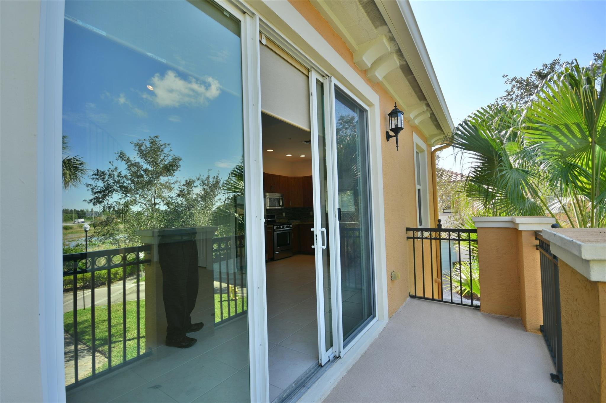 ARTESIA - Residential Lease
