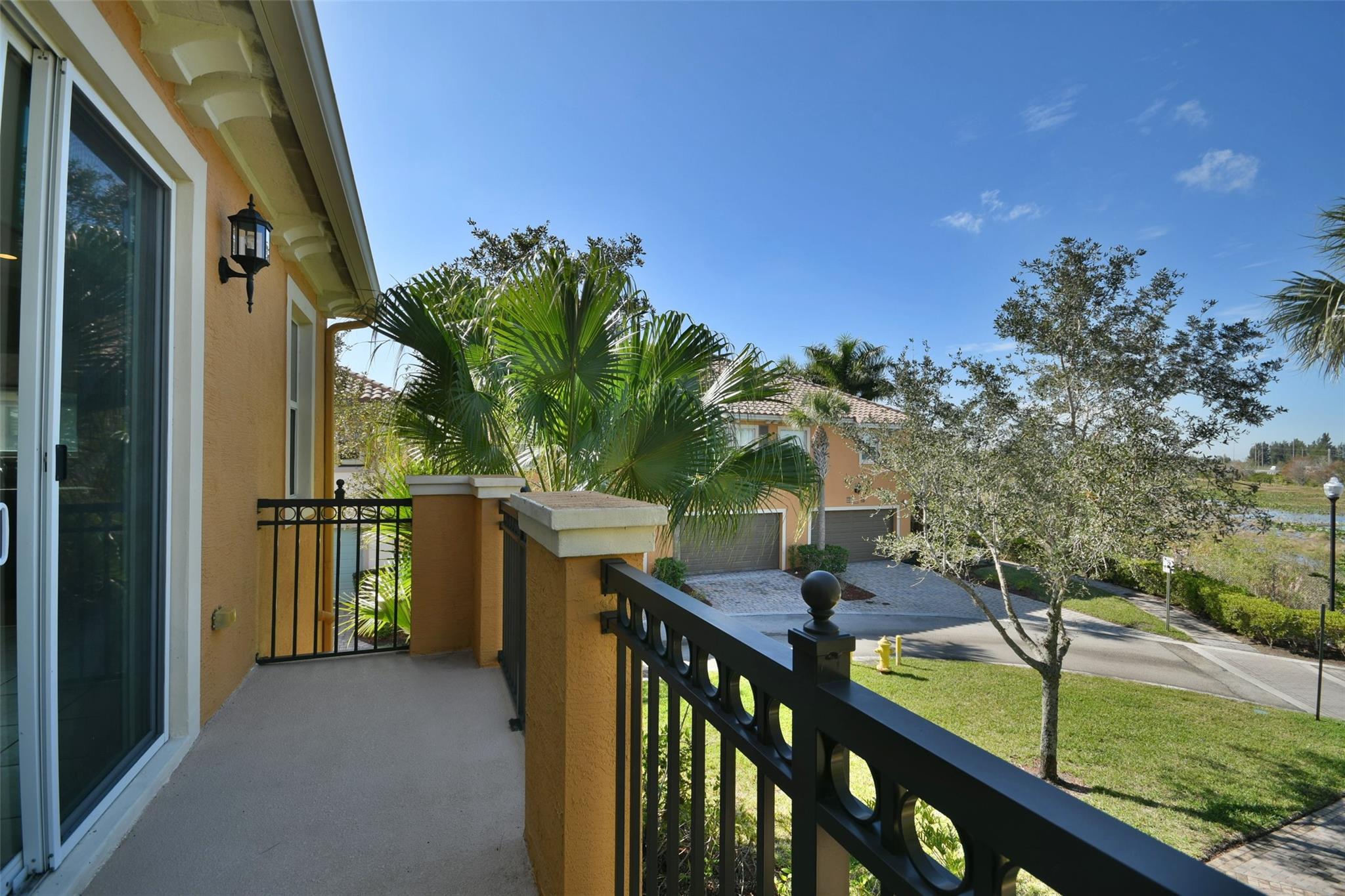 ARTESIA - Residential Lease