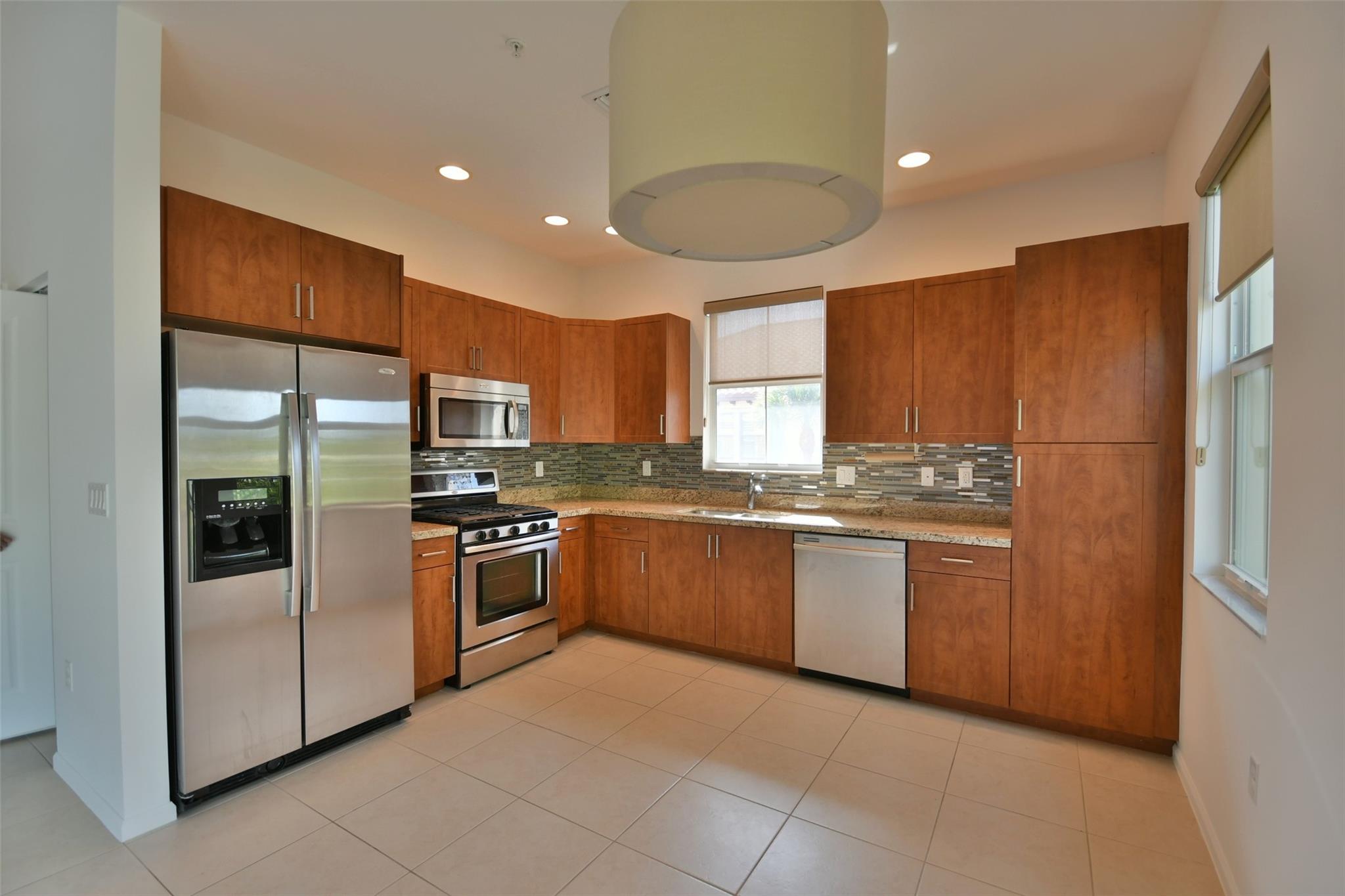 ARTESIA - Residential Lease