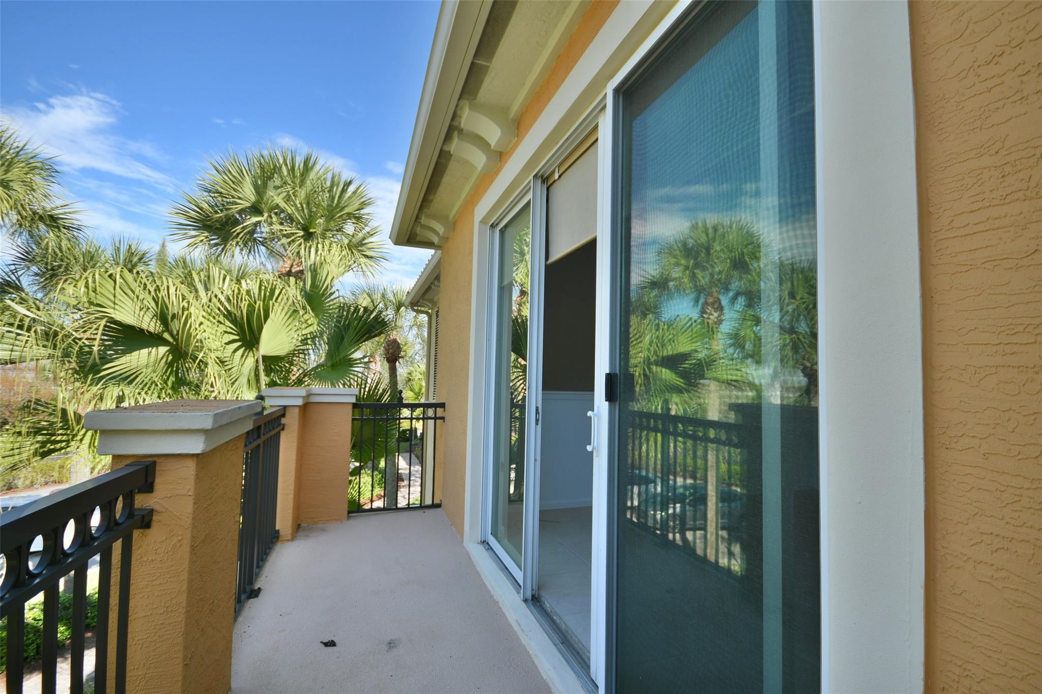 ARTESIA - Residential Lease