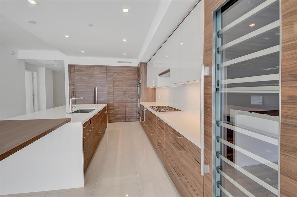 5000 NORTH OCEAN - Residential