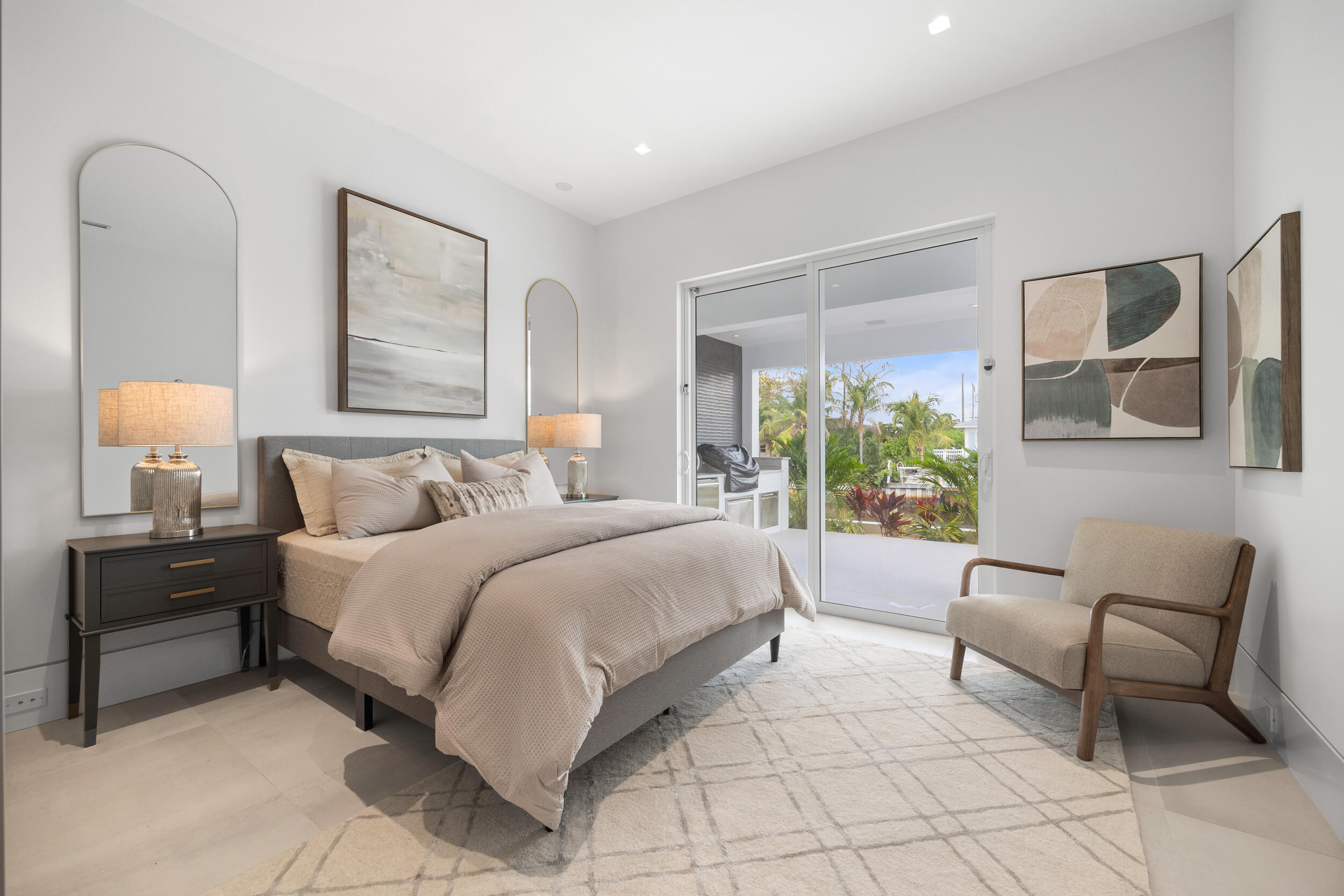 COUNTRY CLUB POINT - Residential