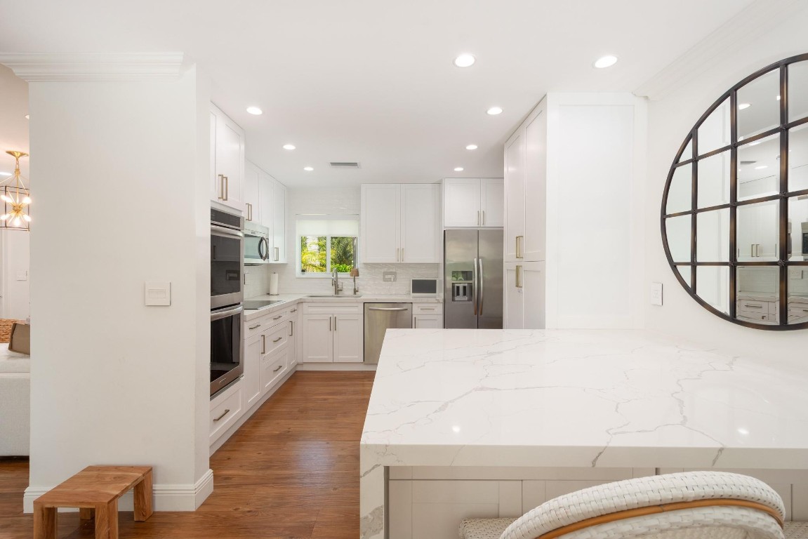 Lighthouse Point Estates - Residential