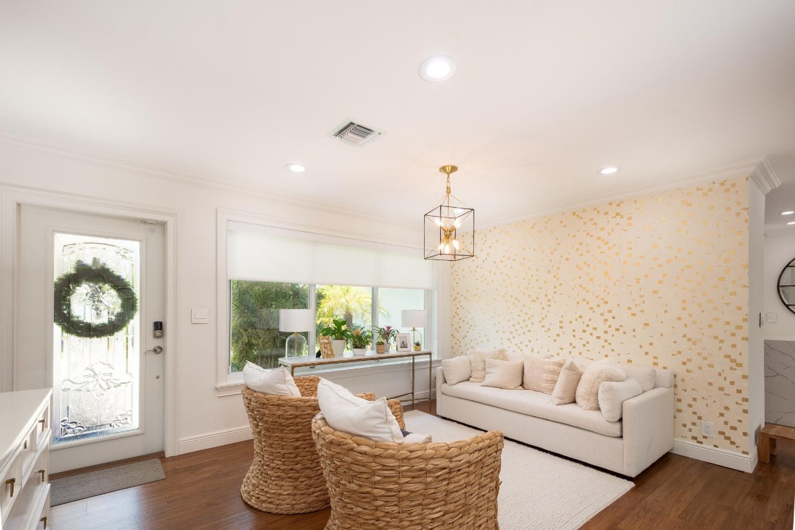 Lighthouse Point Estates - Residential