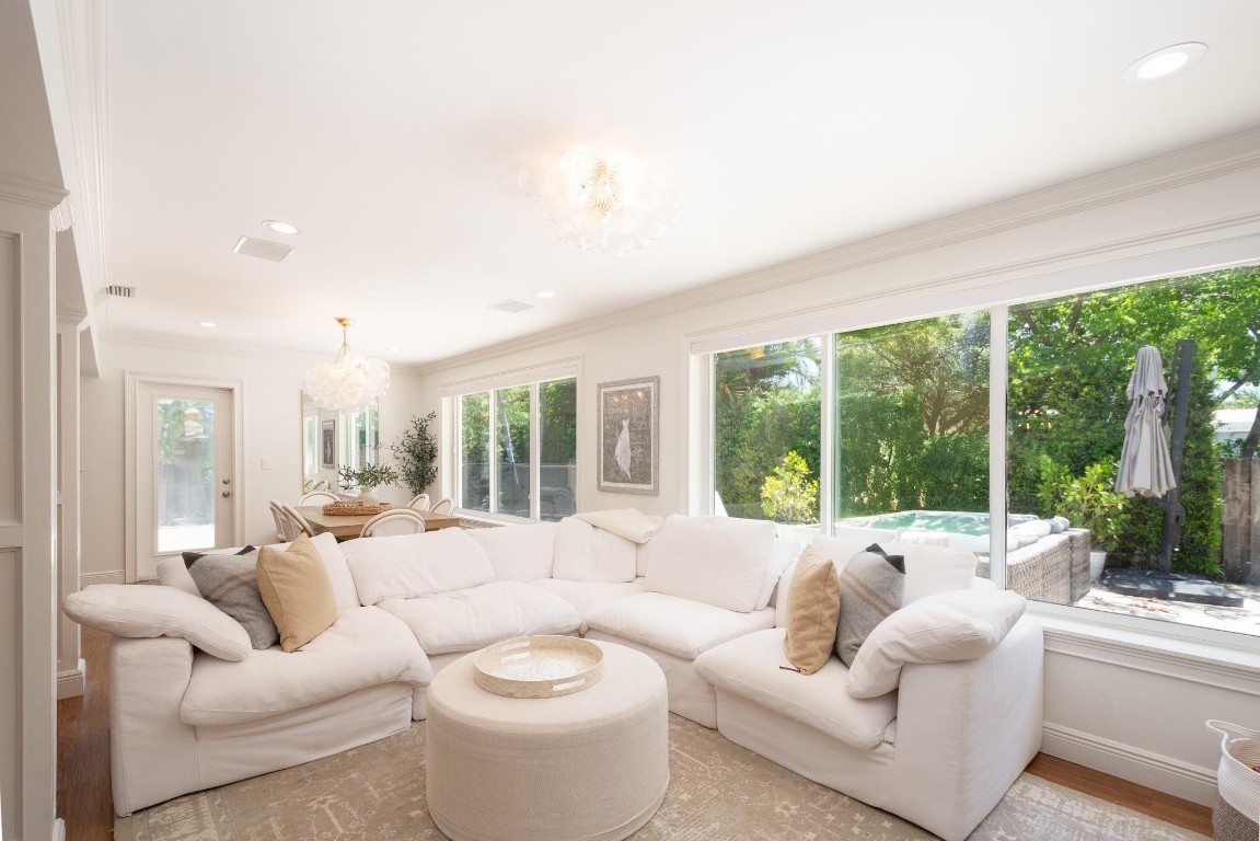 Lighthouse Point Estates - Residential