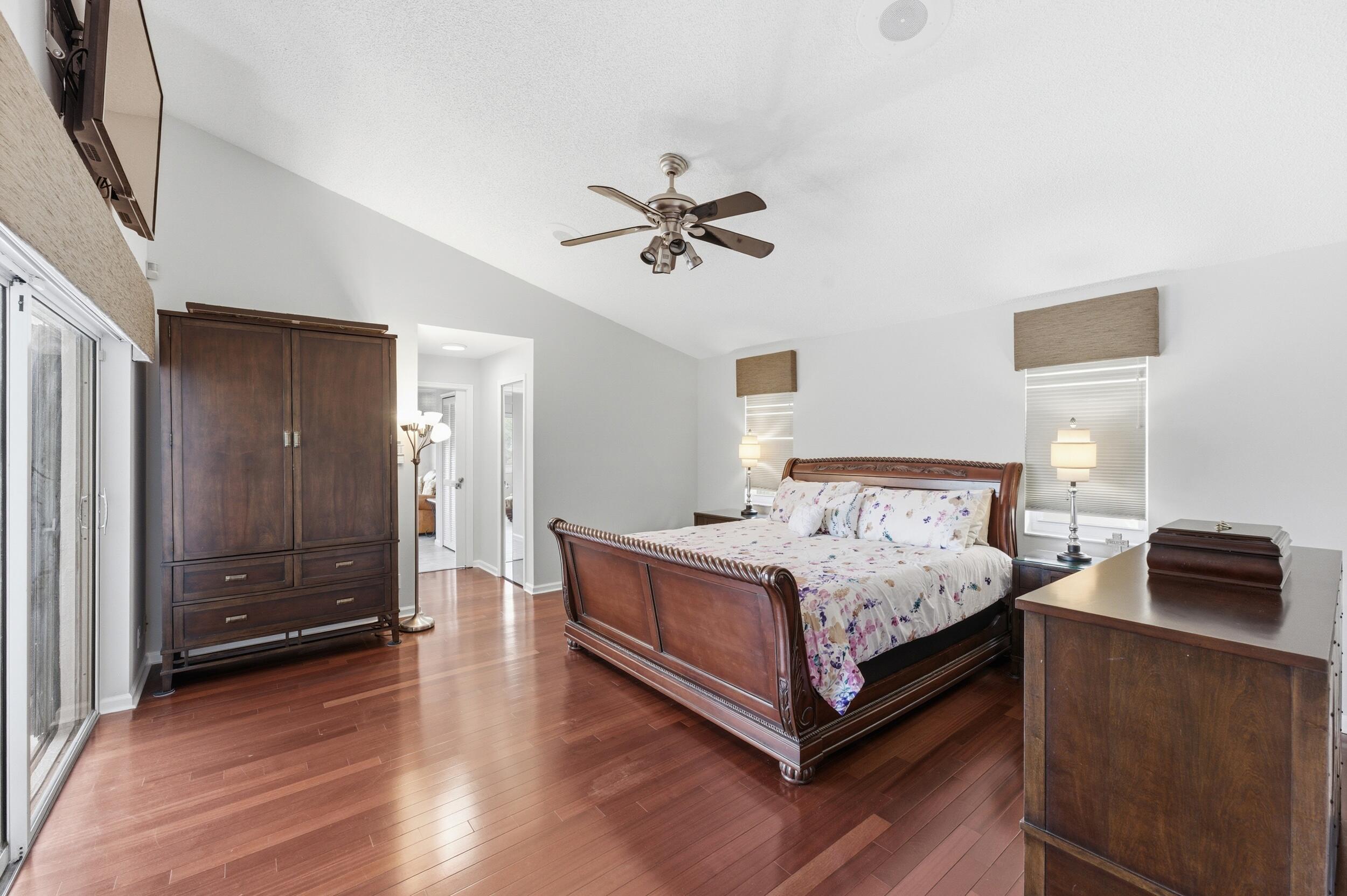 NORTH SPRINGS - Residential