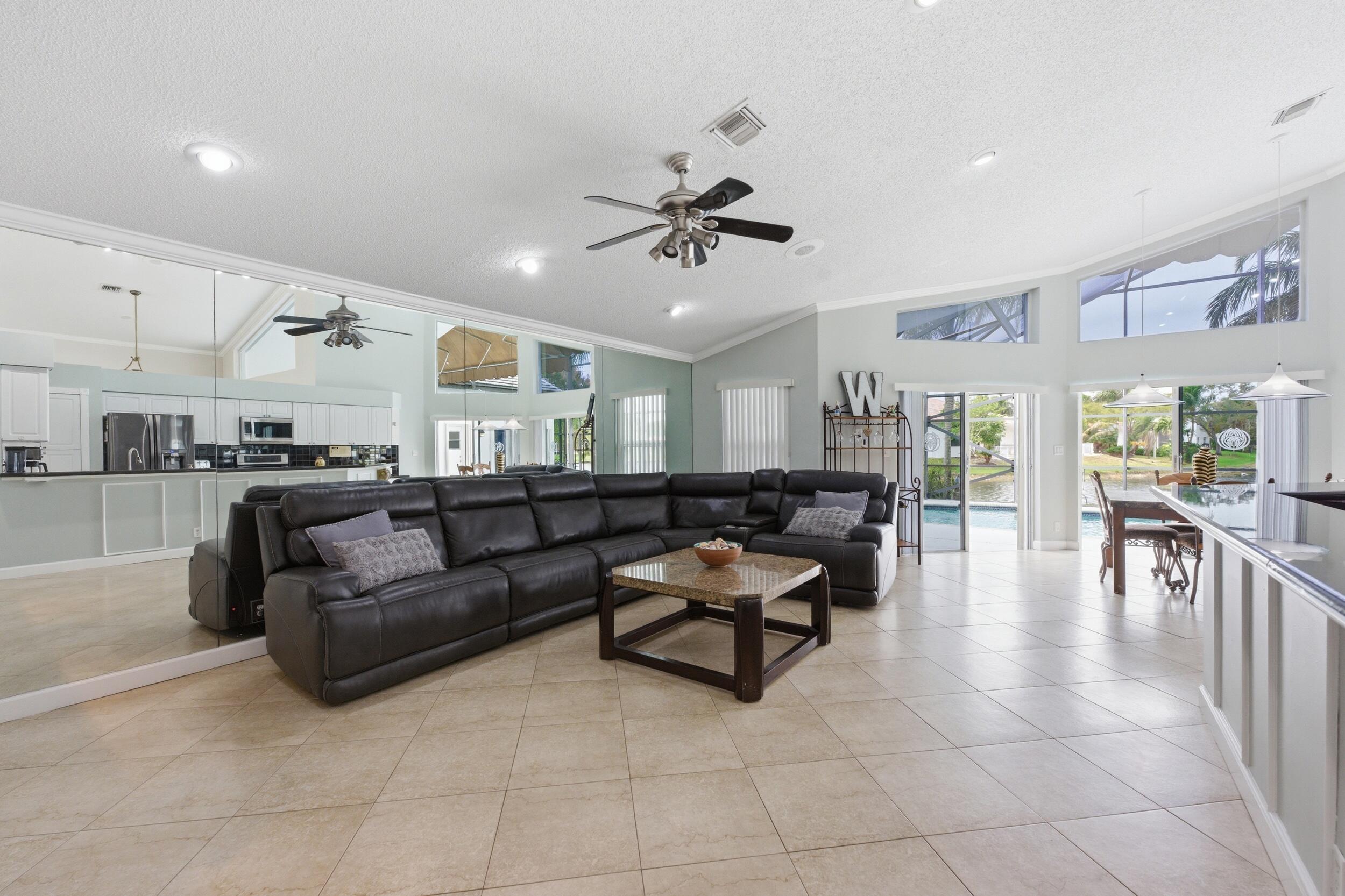 NORTH SPRINGS - Residential