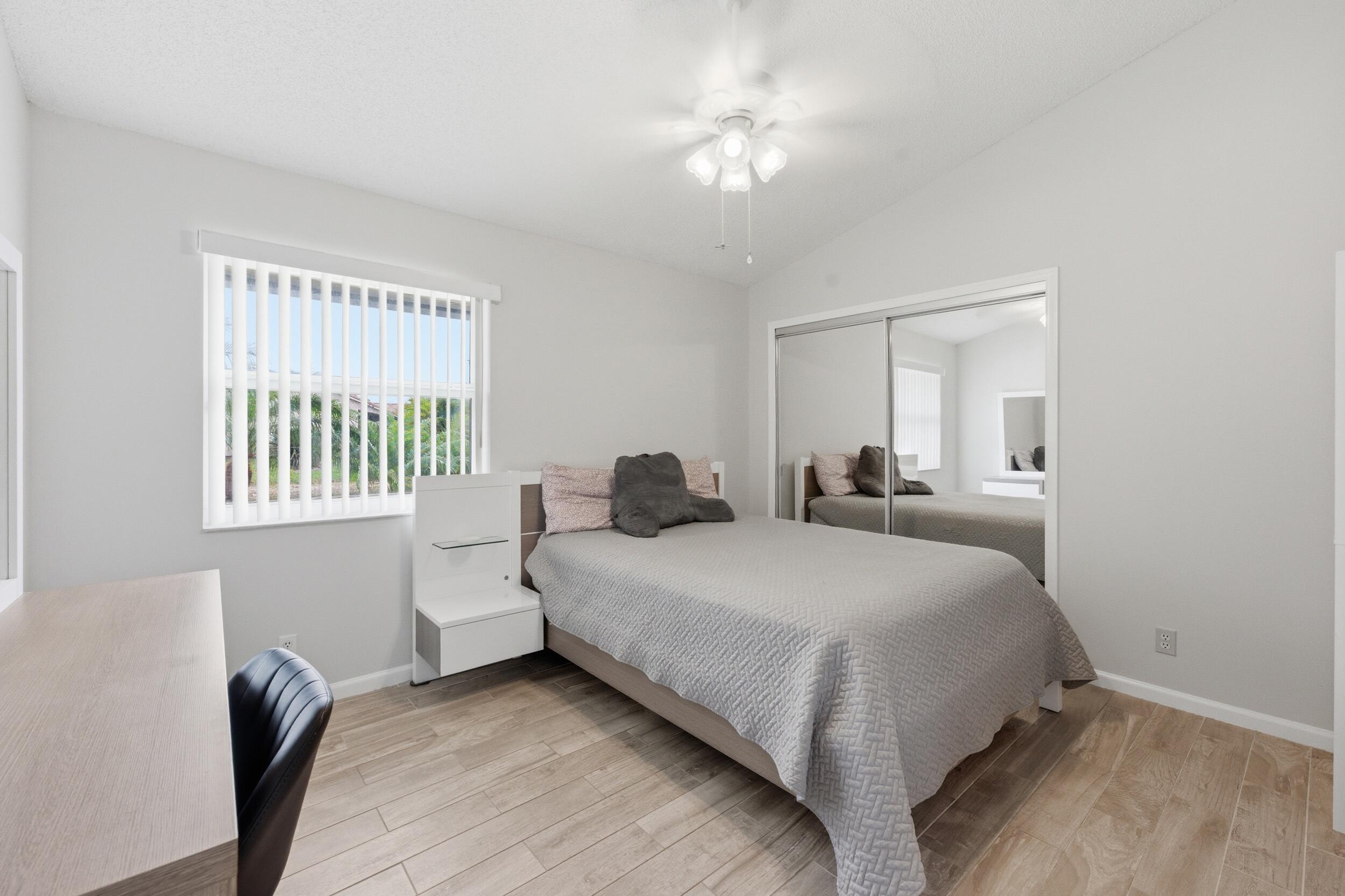 NORTH SPRINGS - Residential