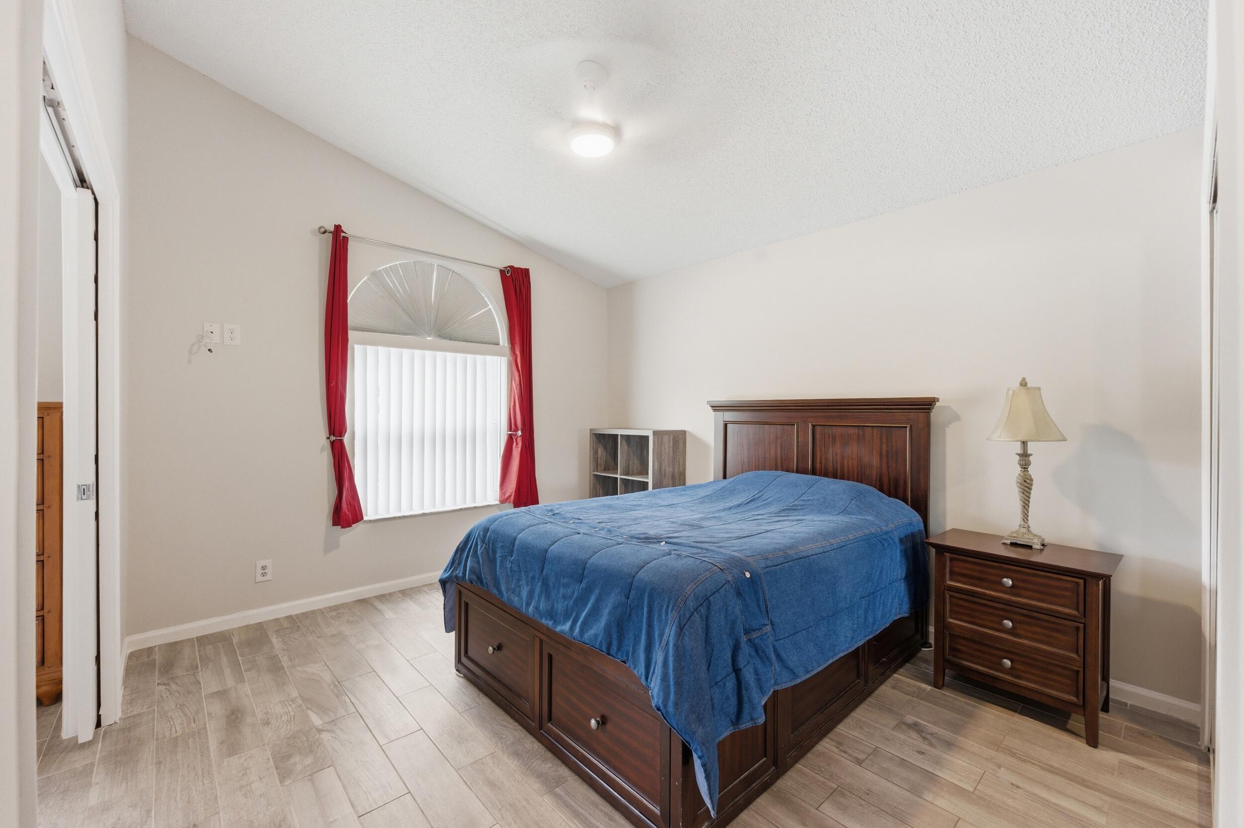 NORTH SPRINGS - Residential