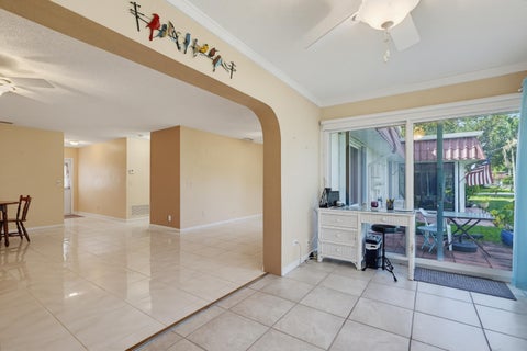 Tiny photo for 676 Laconia Circle #B, Lake Worth, FL 33467 (MLS # B26052712)