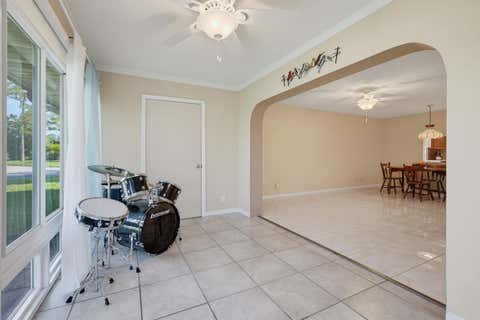 Tiny photo for 676 Laconia Circle #B, Lake Worth, FL 33467 (MLS # B26052712)