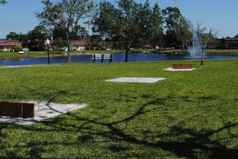 Tiny photo for 676 Laconia Circle #B, Lake Worth, FL 33467 (MLS # B26052712)