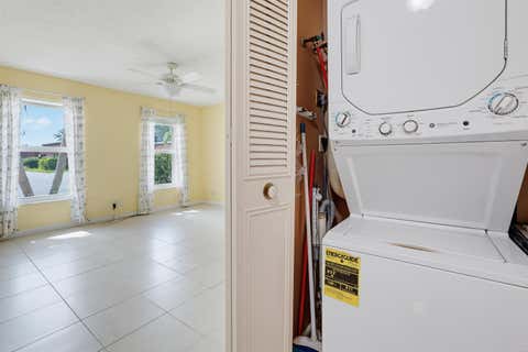 Tiny photo for 676 Laconia Circle #B, Lake Worth, FL 33467 (MLS # B26052712)