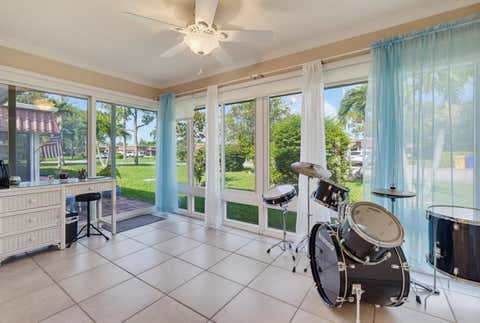 Tiny photo for 676 Laconia Circle #B, Lake Worth, FL 33467 (MLS # B26052712)