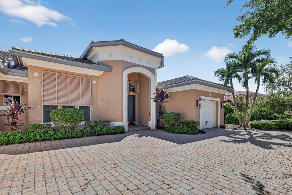 Photo of 343 SW Harbor View Drive, Palm City, FL 34990 (MLS # R11133042)