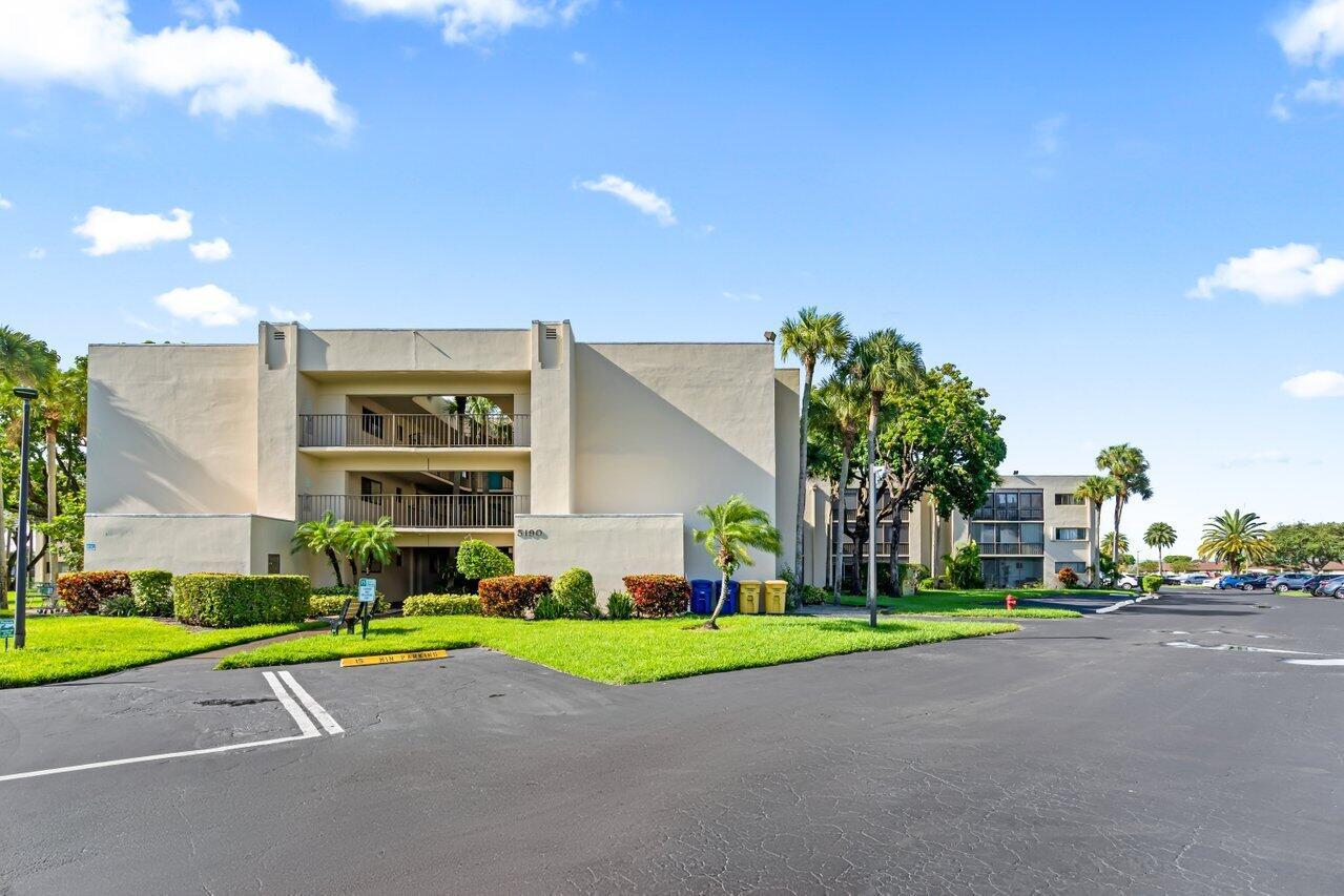 View Delray Beach, FL 33484 condo