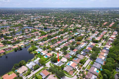 Tiny photo for 10578 NW 3 Street, Plantation, FL 33324 (MLS # B26036947)