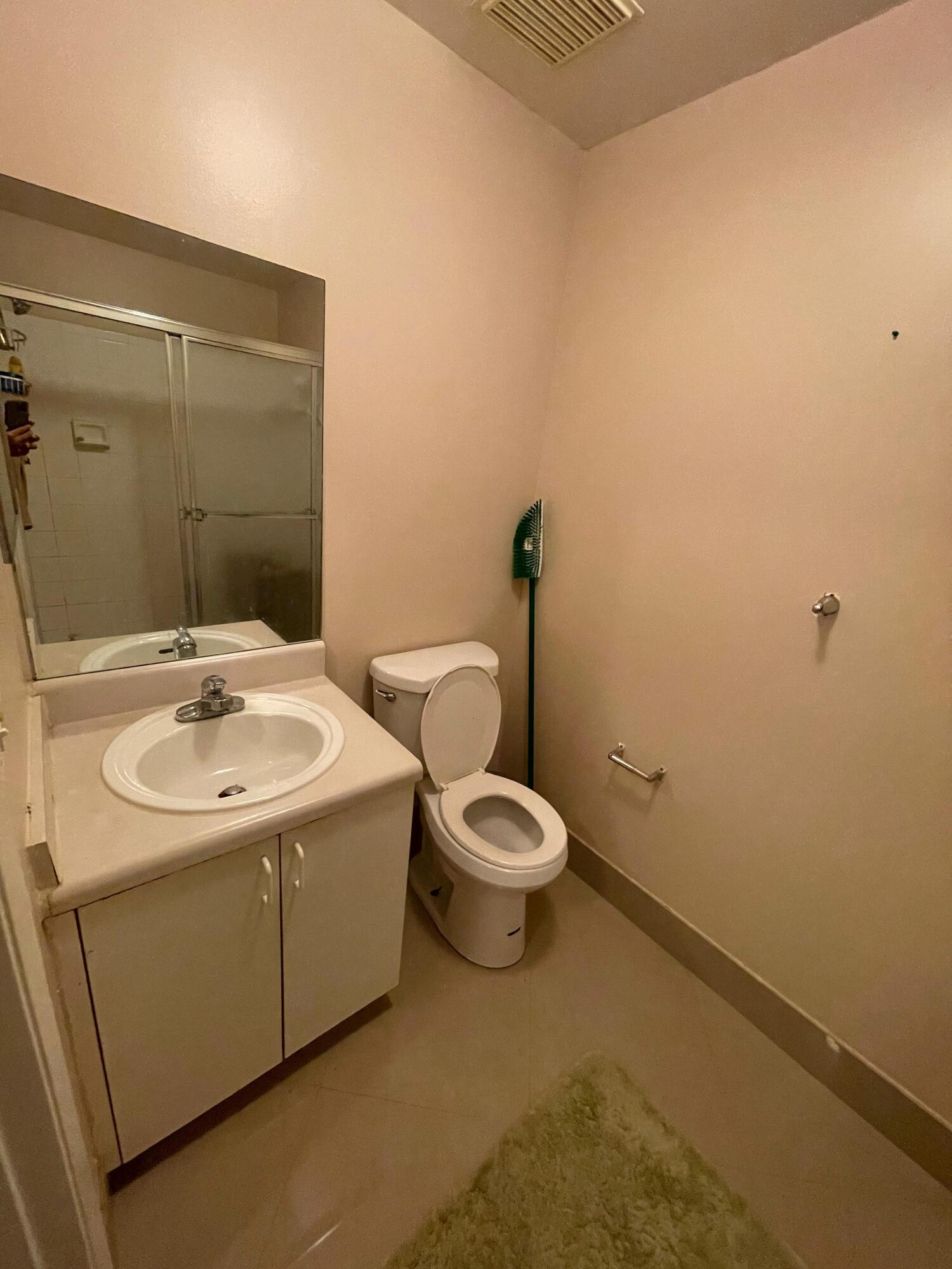 COURTYARDS AT DAVIE CONDO - Residential Lease