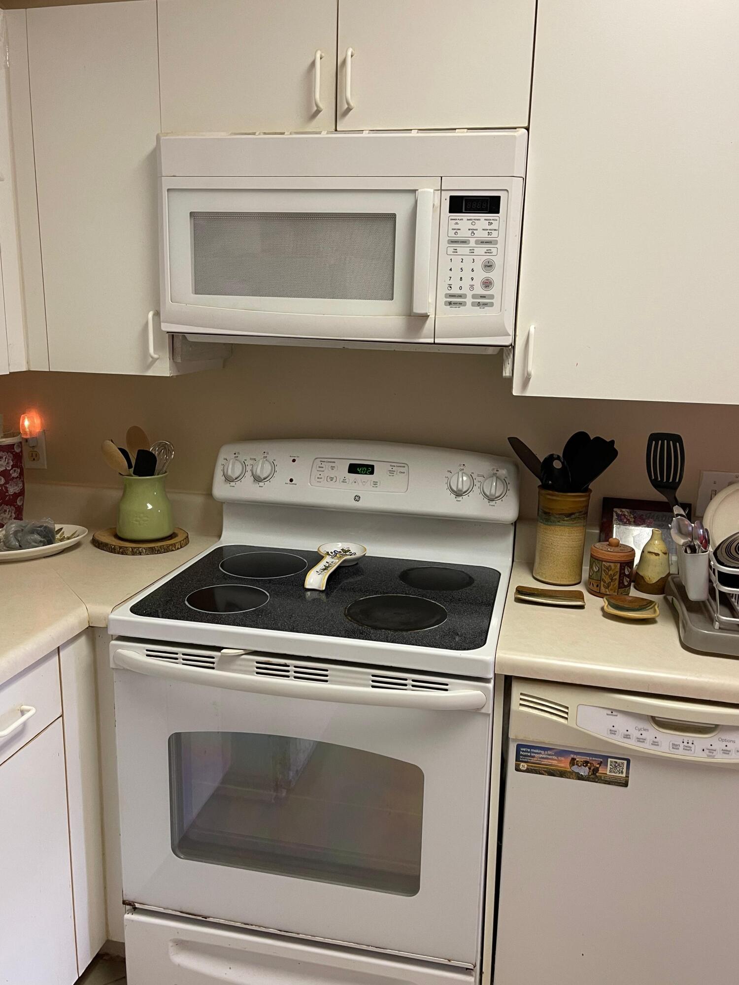 COURTYARDS AT DAVIE CONDO - Residential Lease