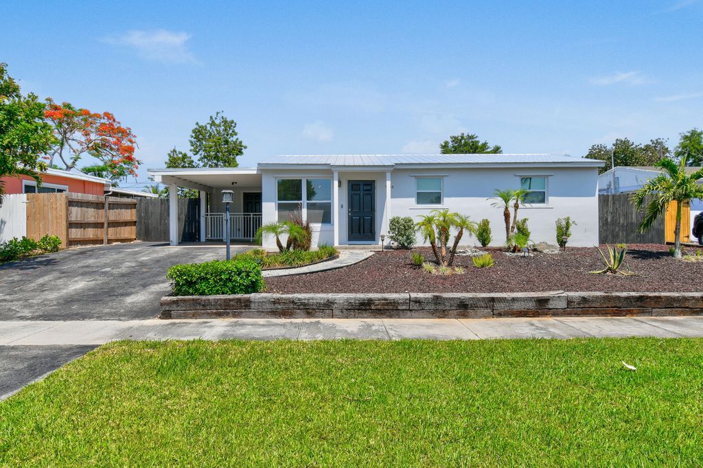 Photo of 9130 Keating Drive, Palm Beach Gardens, FL 33410 (MLS # R10993920)
