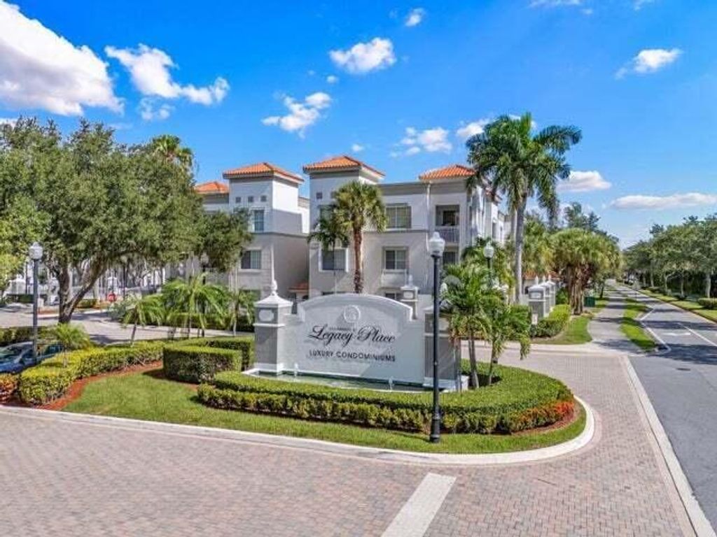 Photo of 11015 Legacy Lane, Palm Beach Gardens, FL 33410 (MLS # B26030214)
