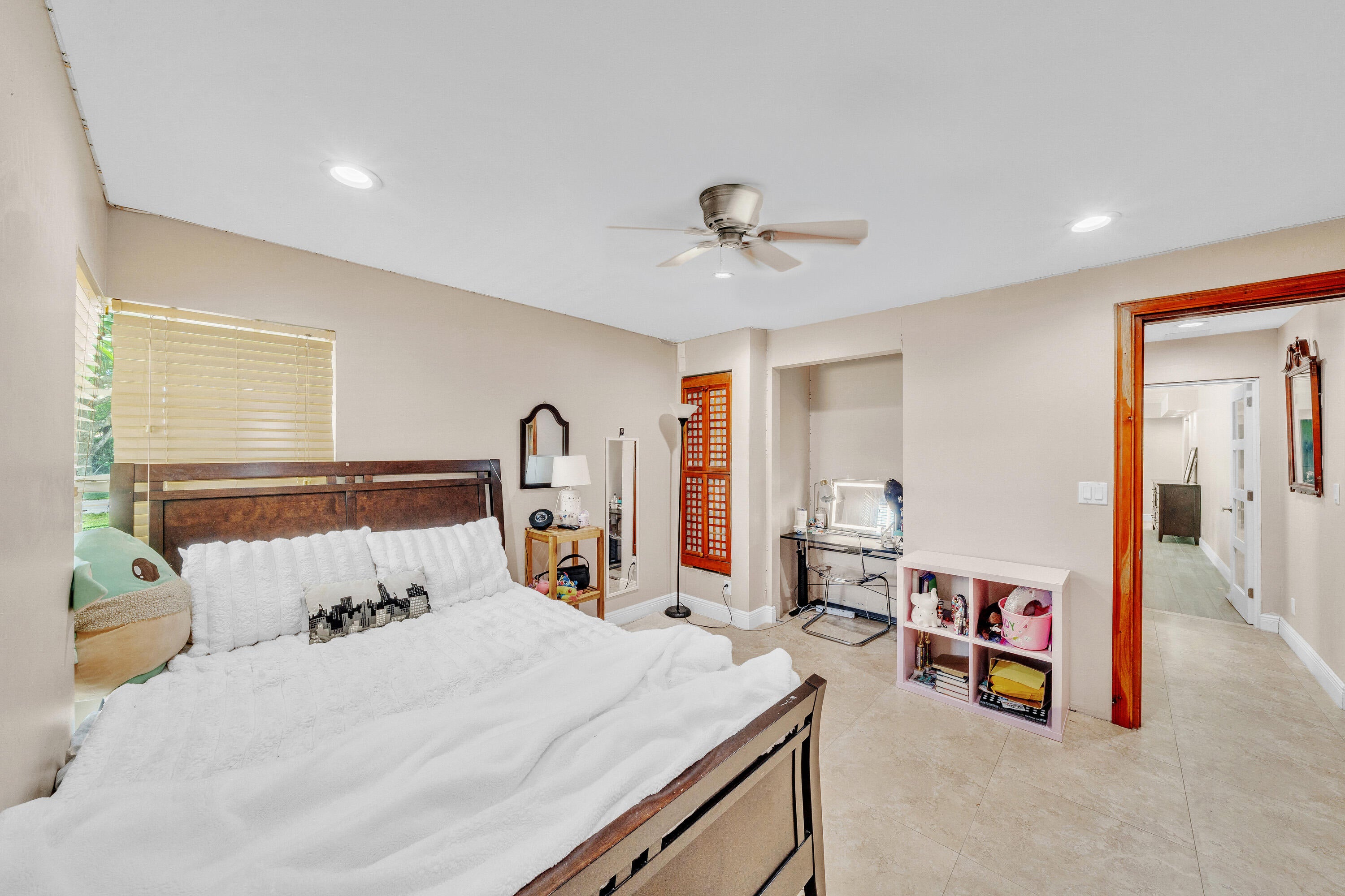 5844 Pinebrook Dr, Boca Raton, FL, 33433, USA, 6 Bedrooms Bedrooms, ,5 BathroomsBathrooms,Residential,Active,5844 Pinebrook Dr,B26038437