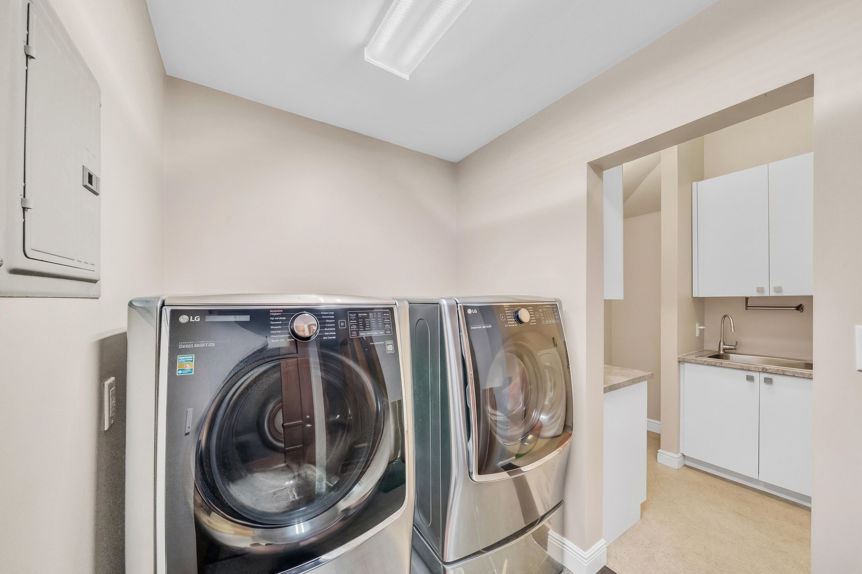 5844 Pinebrook Dr, Boca Raton, FL, 33433, USA, 6 Bedrooms Bedrooms, ,5 BathroomsBathrooms,Residential,Active,5844 Pinebrook Dr,B26038437