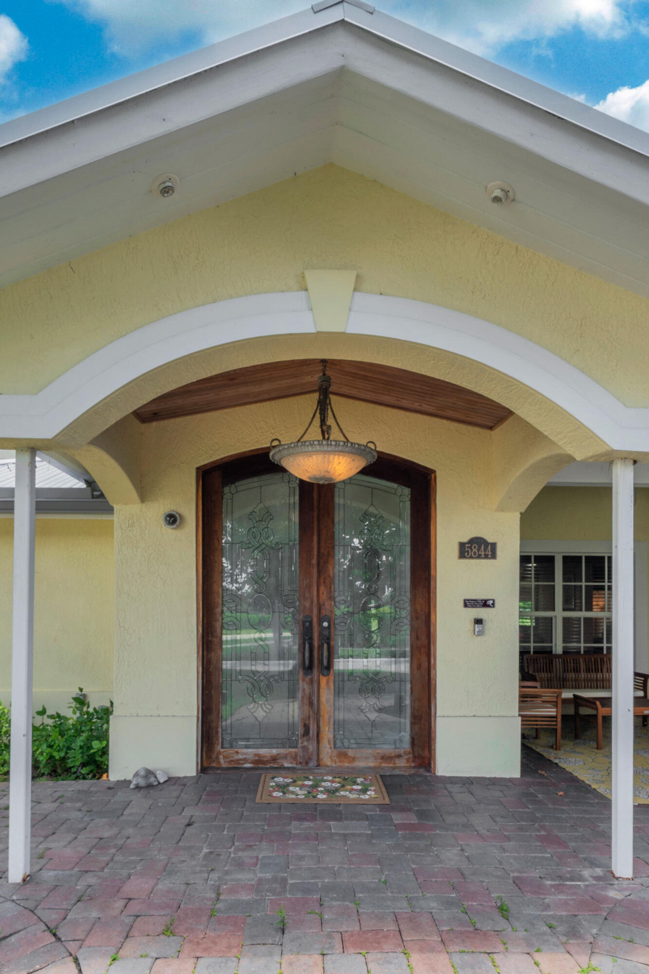 5844 Pinebrook Drive