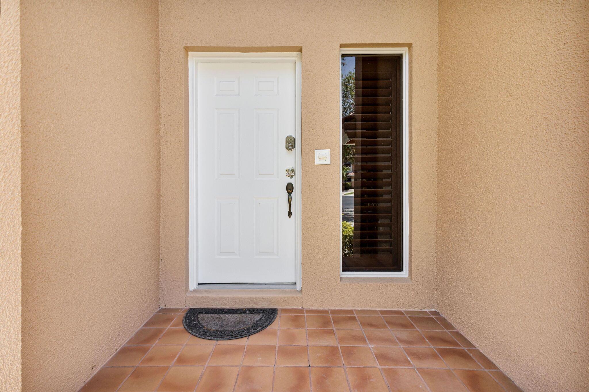 LEGENDS CONDO - Residential Lease