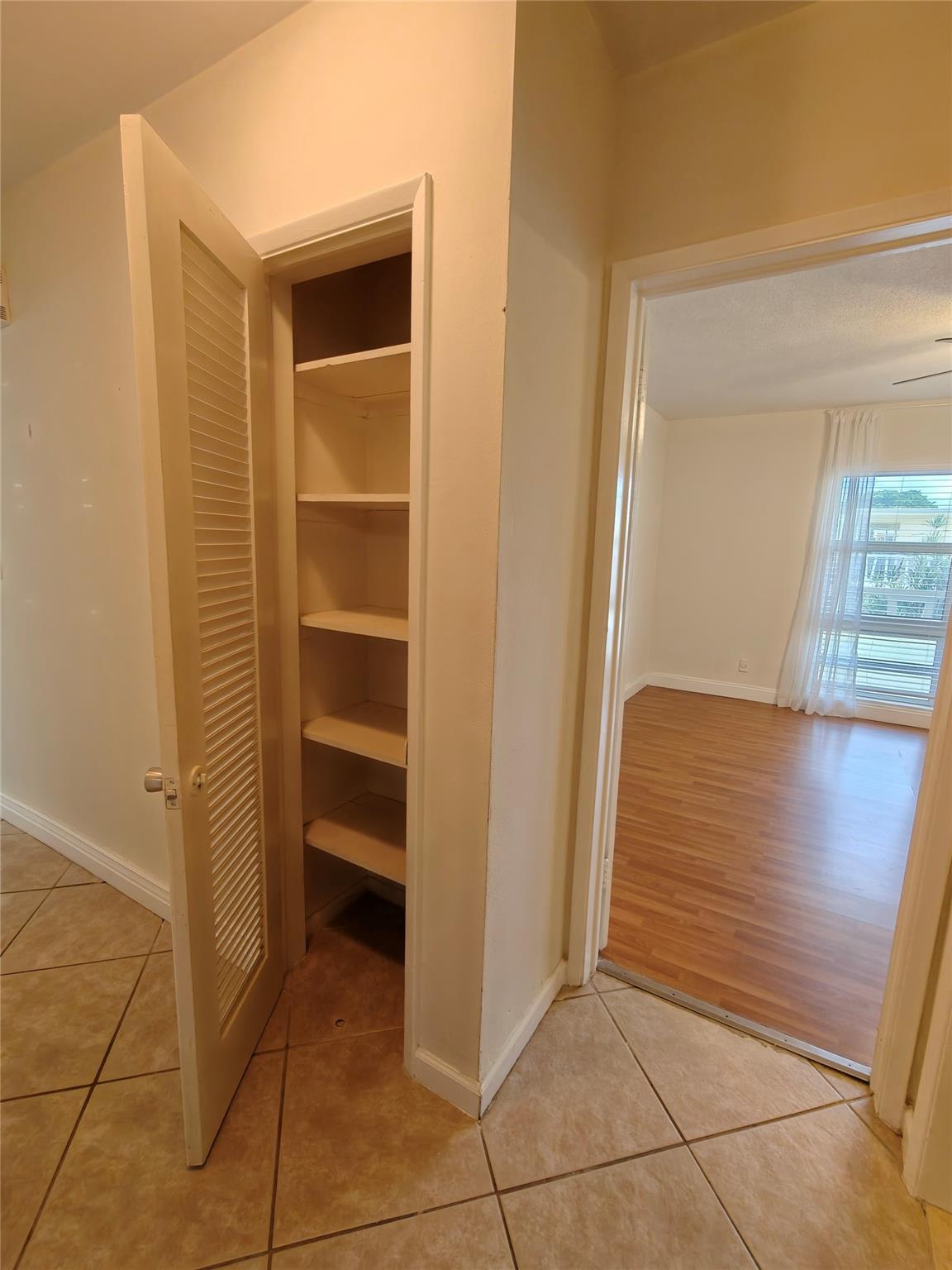 Lighthouse Bay Condo - Residential Lease