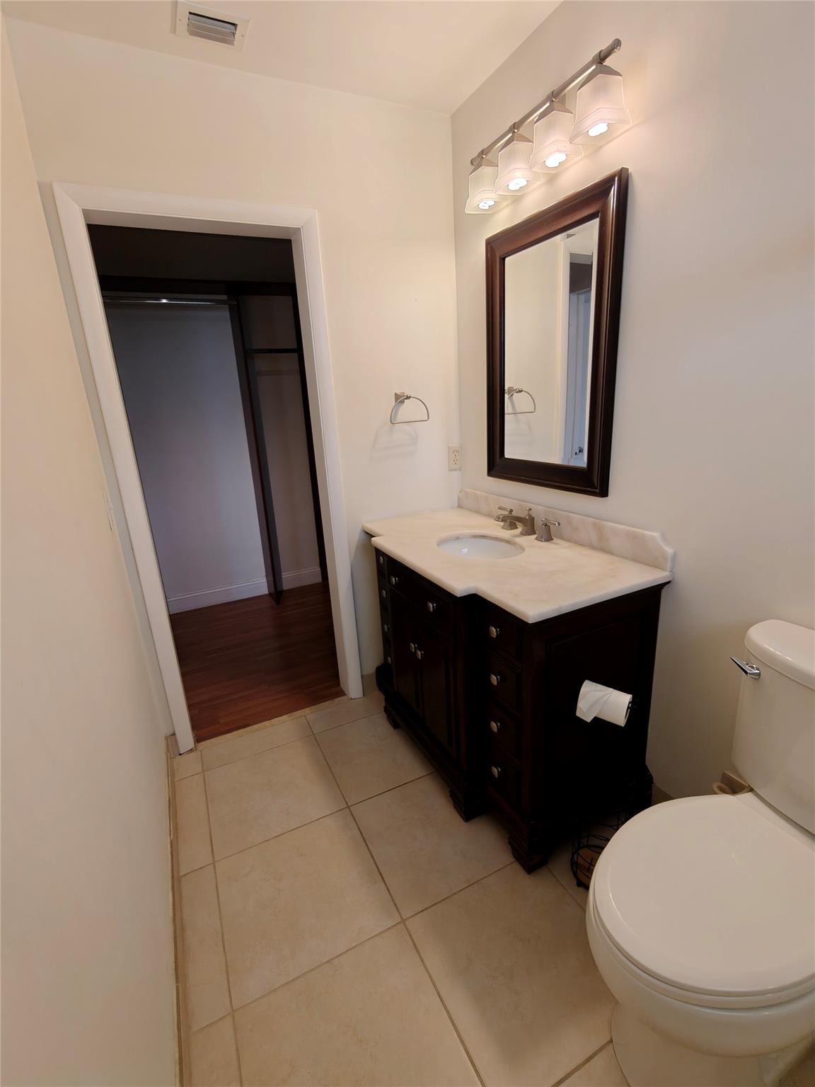 Lighthouse Bay Condo - Residential Lease