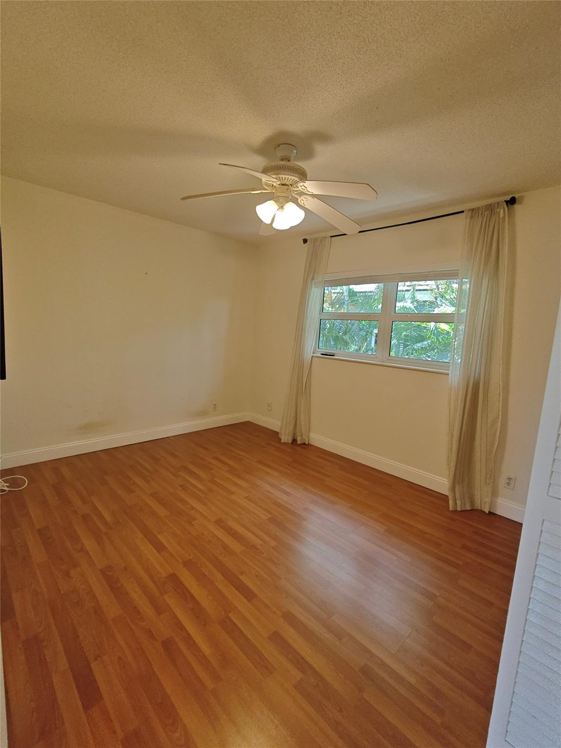 Lighthouse Bay Condo - Residential Lease