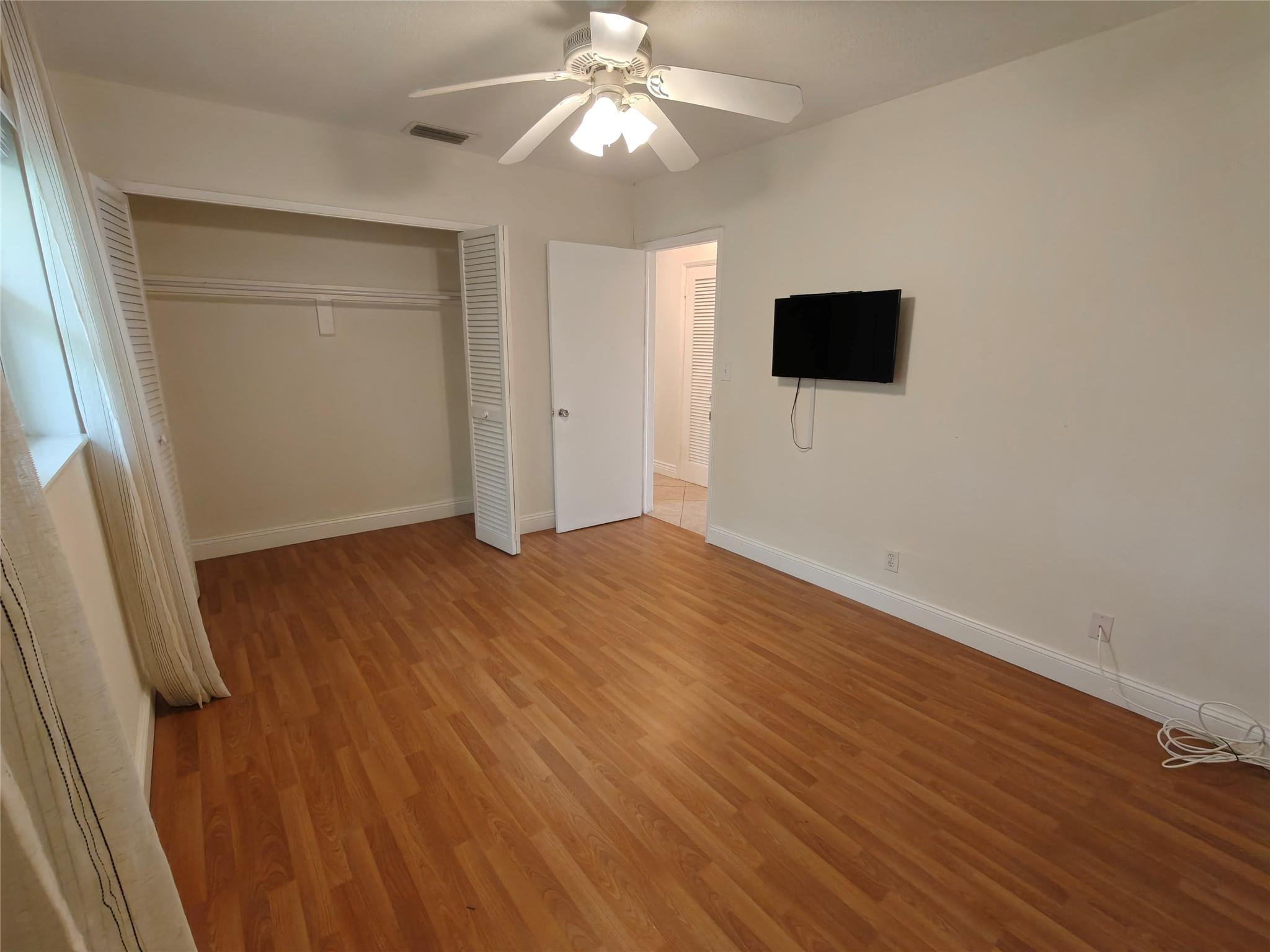 Lighthouse Bay Condo - Residential Lease