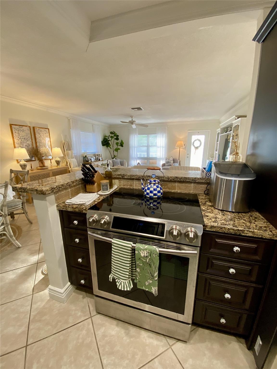 Lighthouse Bay Condo - Residential Lease