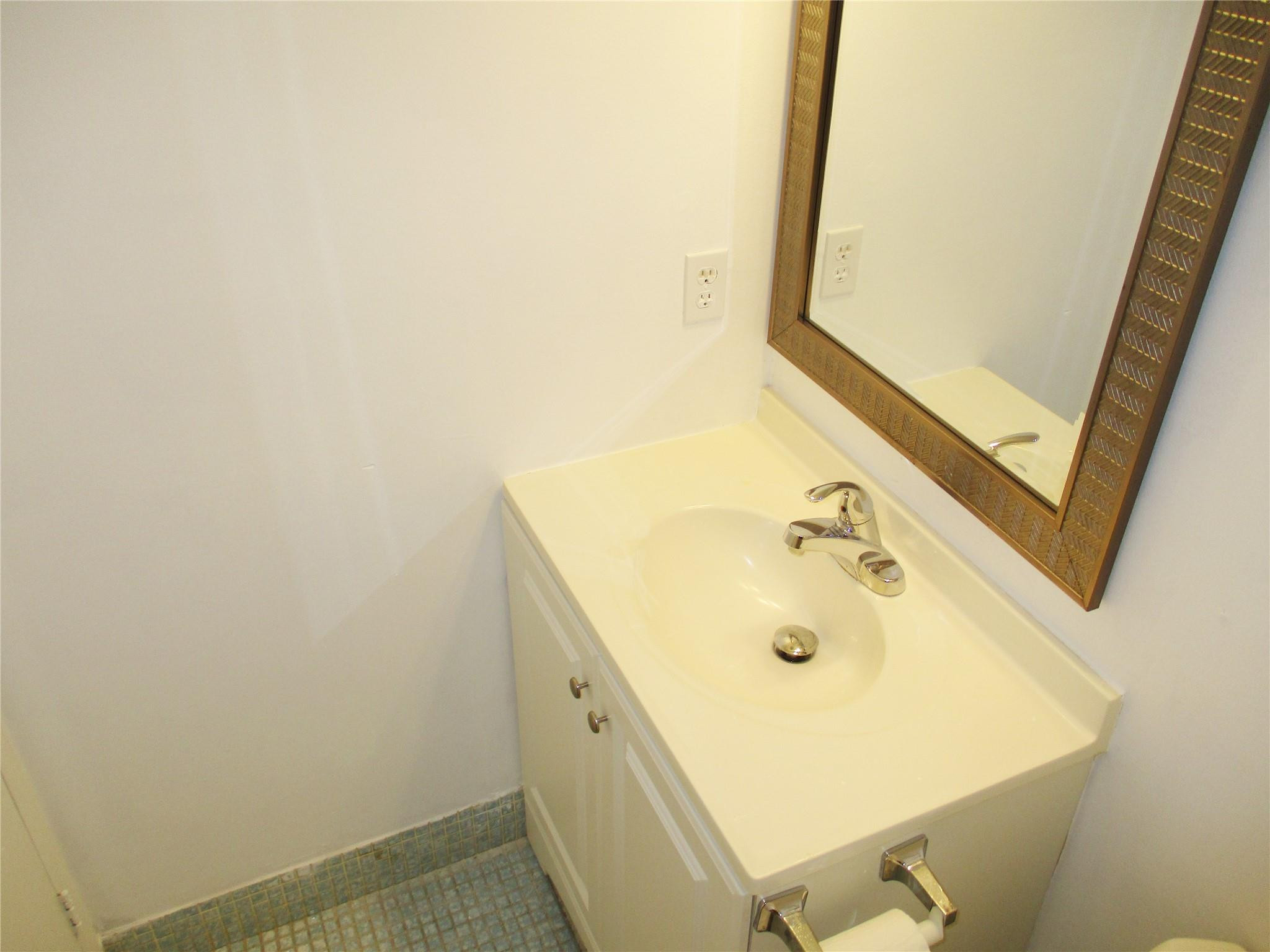 Mansfield At Century Vill - Residential Lease