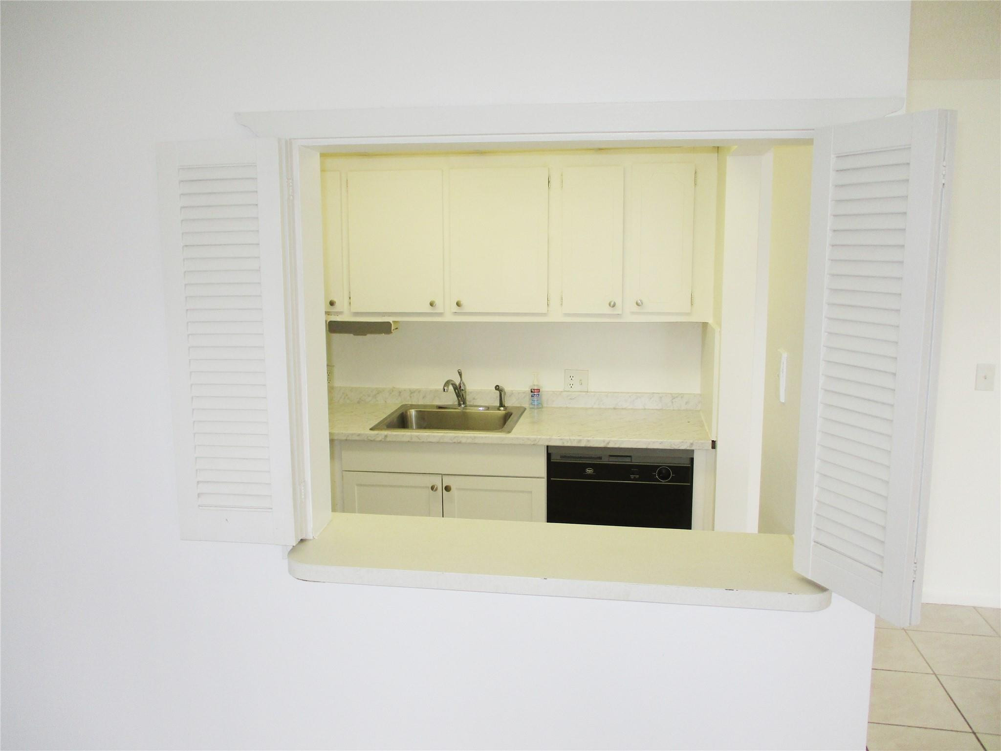 Mansfield At Century Vill - Residential Lease