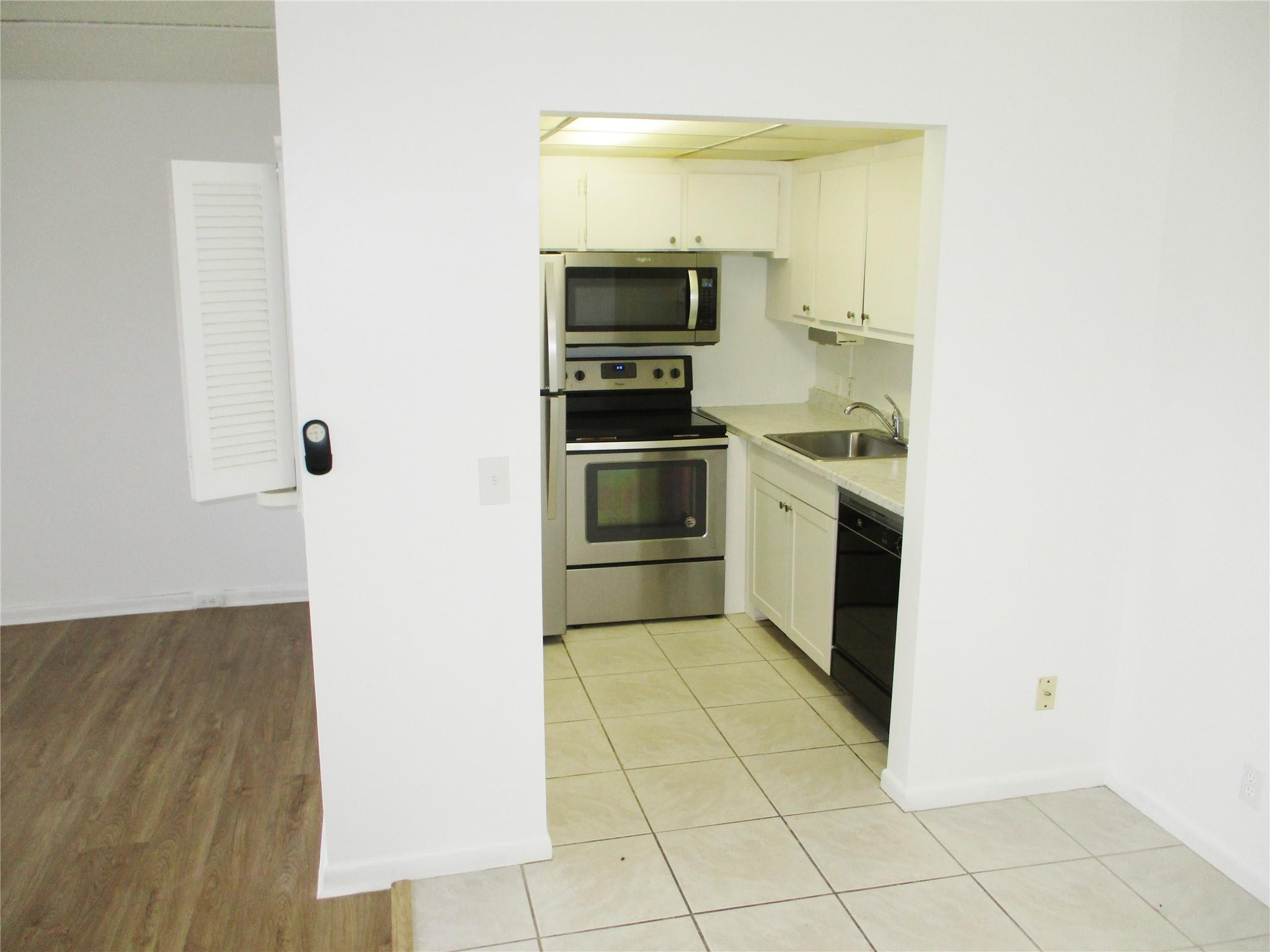 Mansfield At Century Vill - Residential Lease