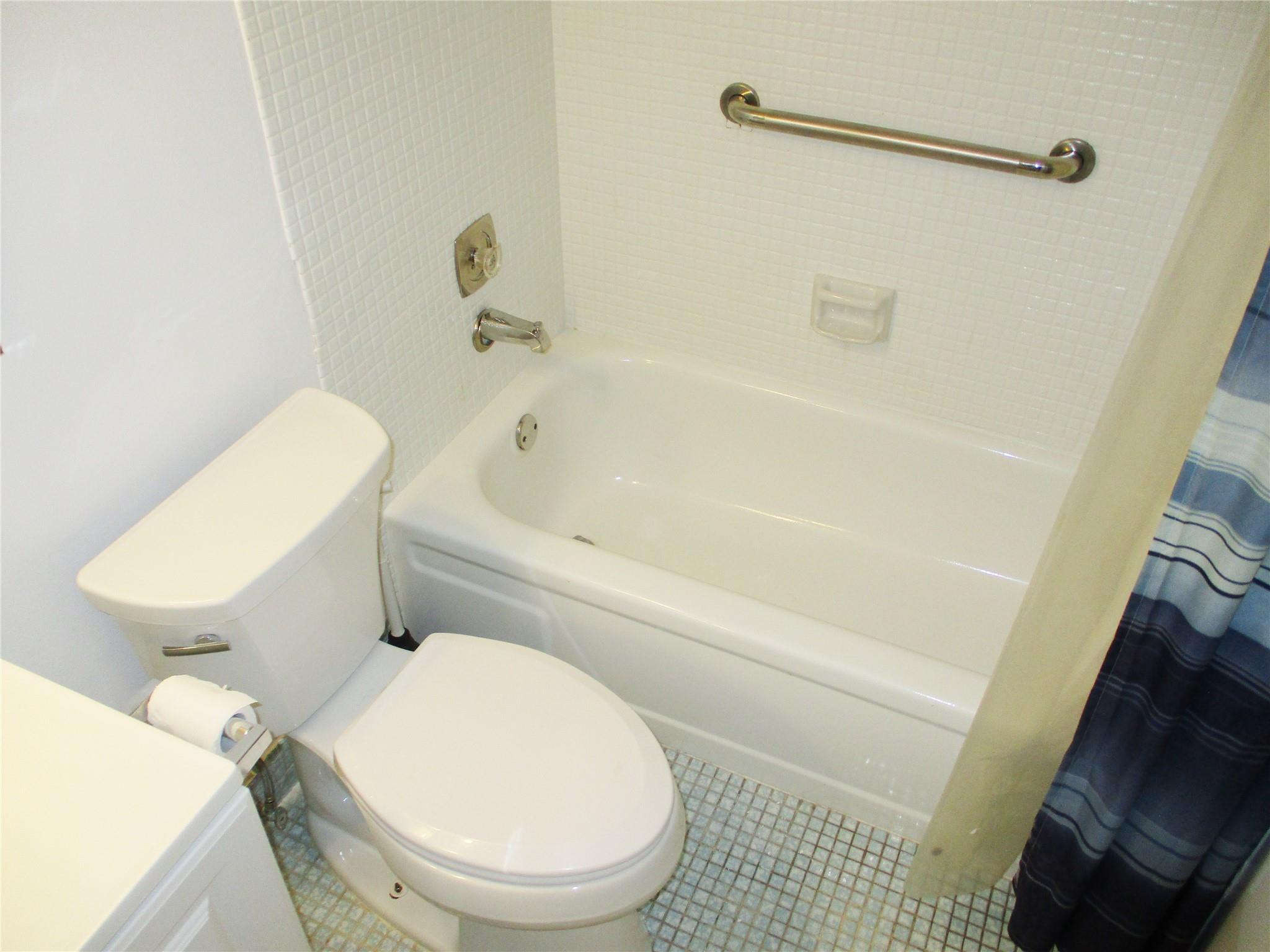 Mansfield At Century Vill - Residential Lease