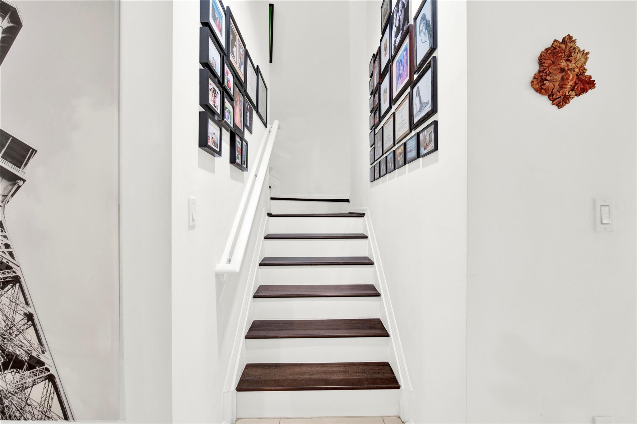 CHAMPION LAKES - Residential