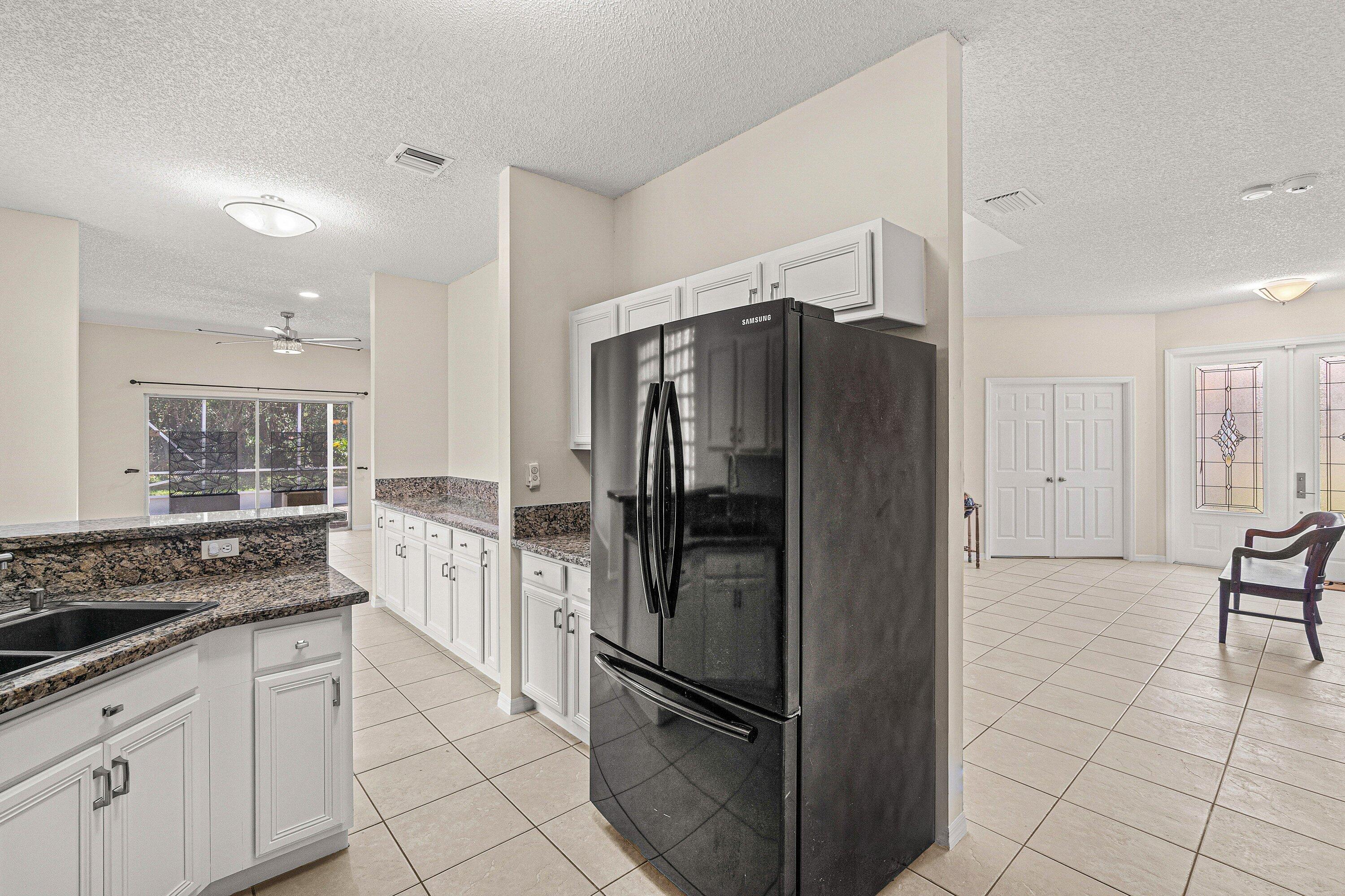 MADISON LAKES - Residential