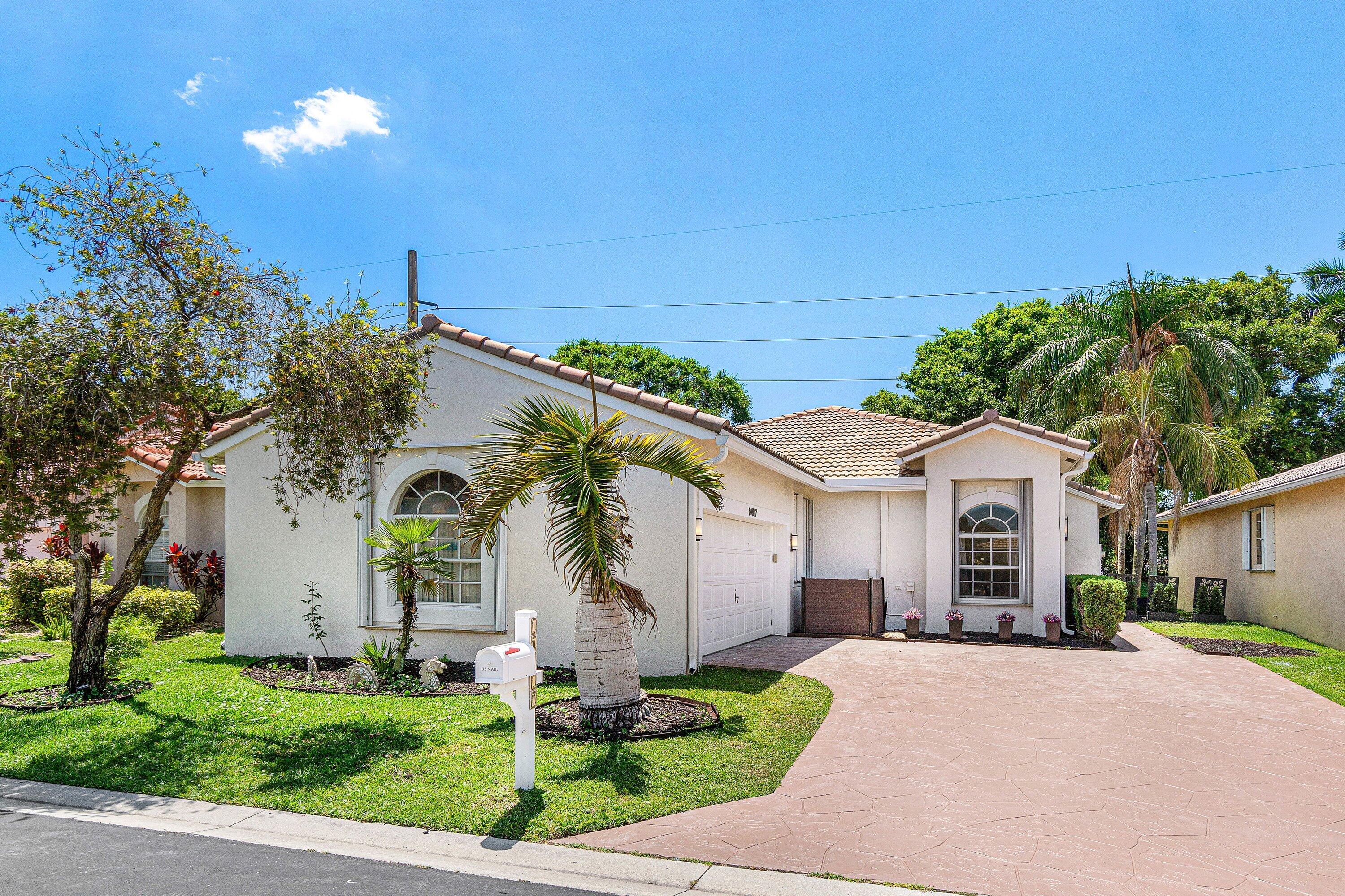MADISON LAKES - Residential
