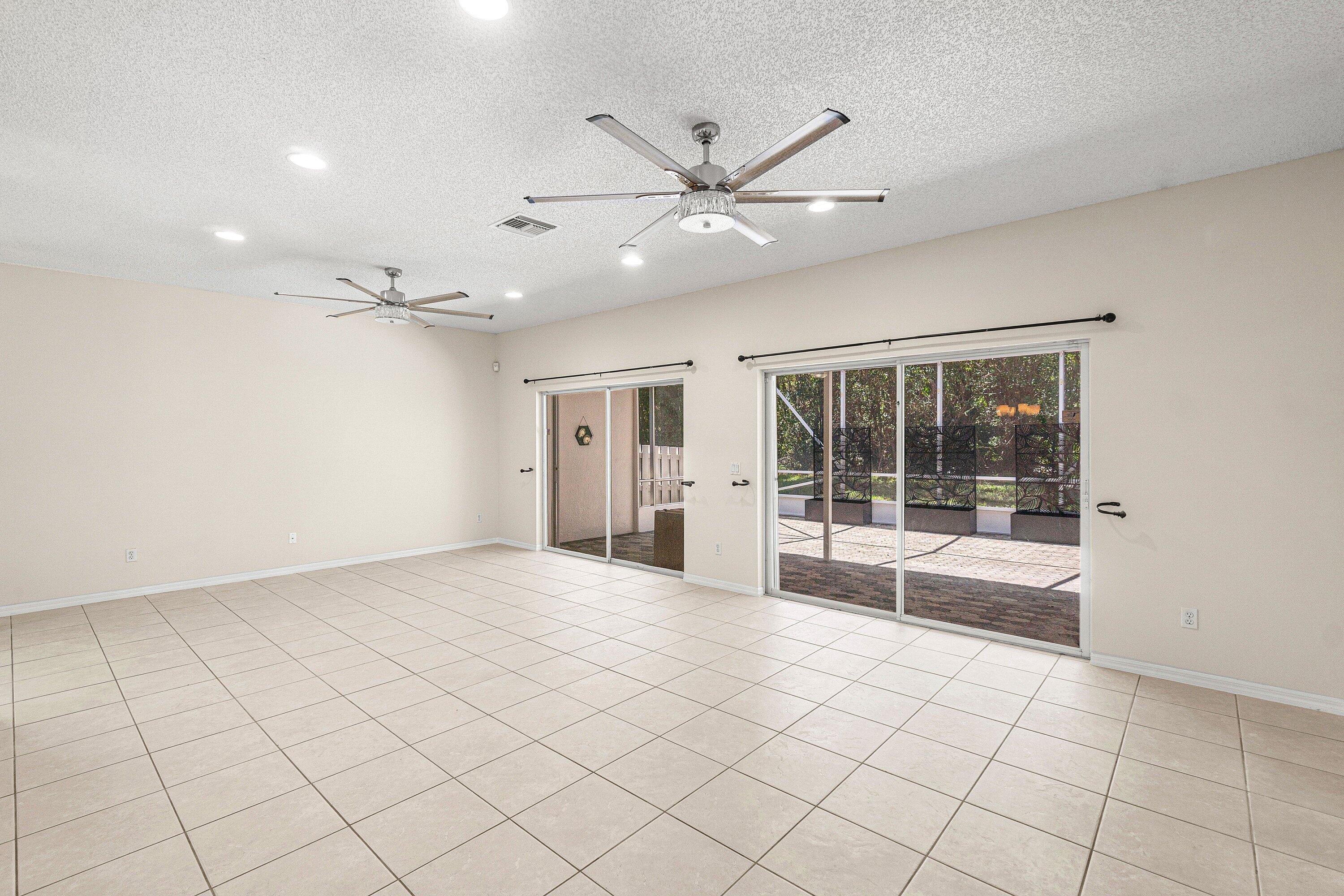 MADISON LAKES - Residential
