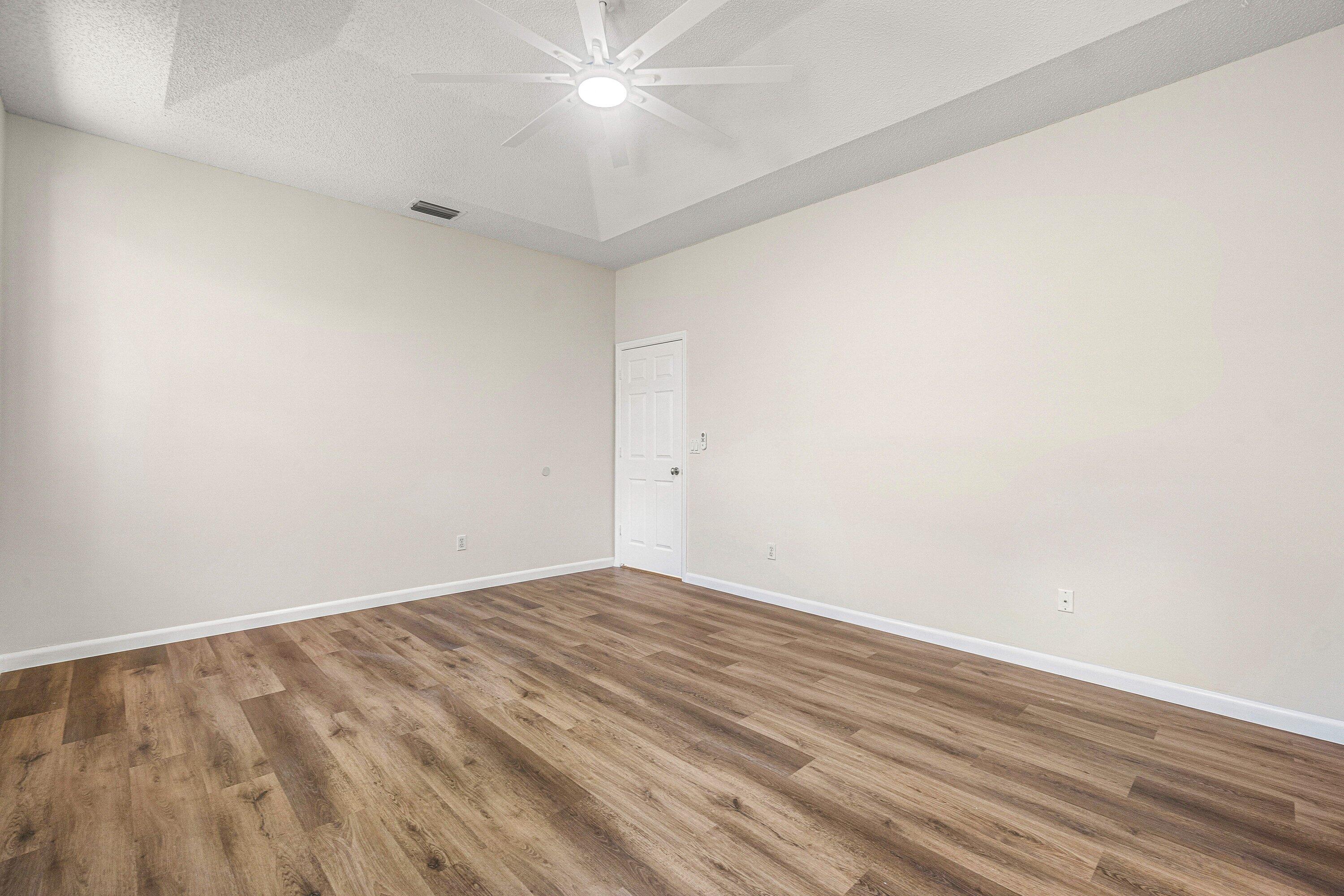 MADISON LAKES - Residential