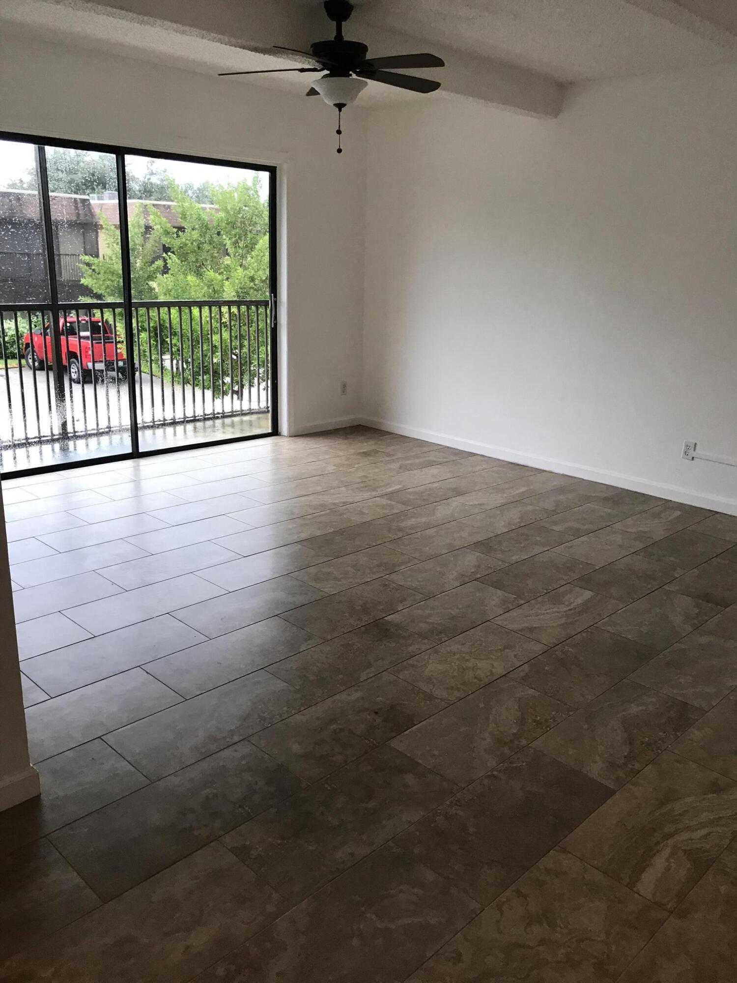 VILLAGE TOWNHOUSE-POMPANO BEACH - Residential Lease