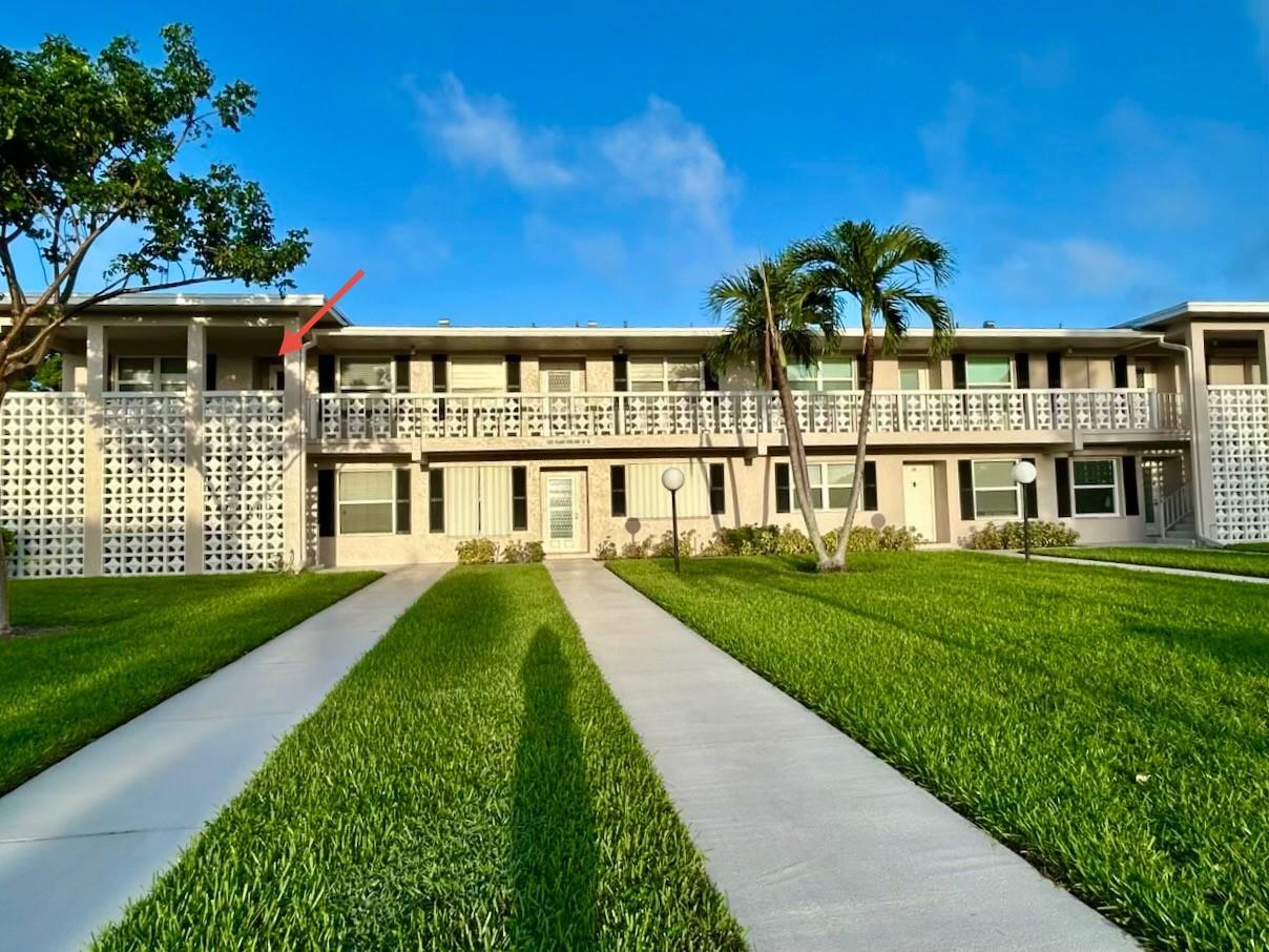 1001 Flame Vine Avenue 201