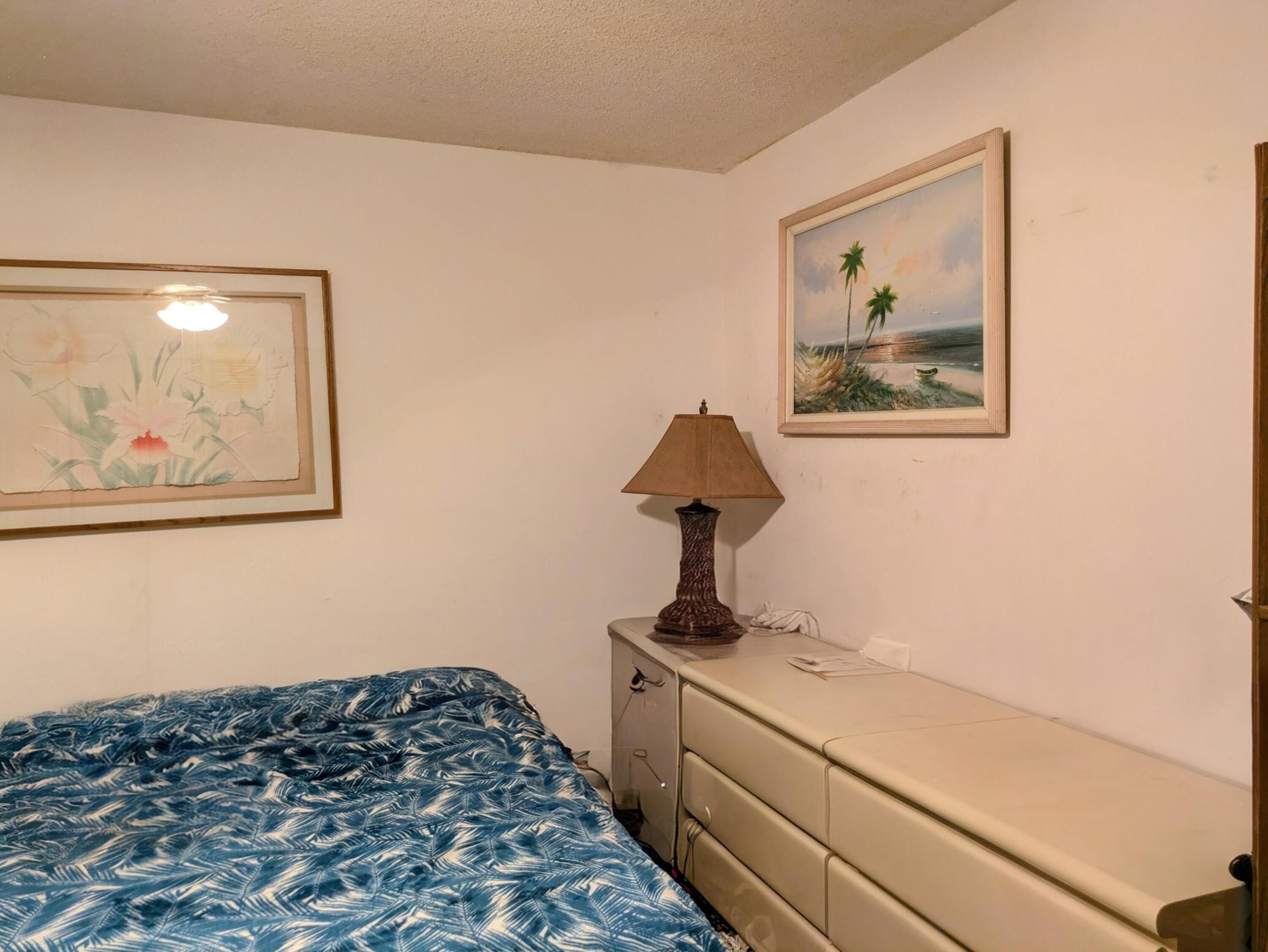 LAKE CLARKE GARDENS CONDO 3 - Residential