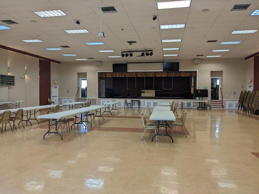 LAKE CLARKE GARDENS CONDO 3 - Residential