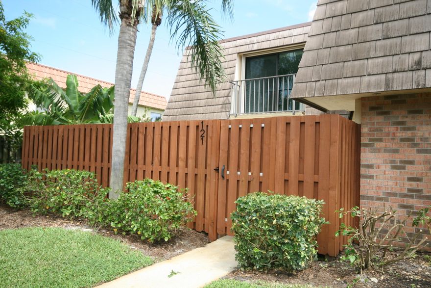 The Ocean Cove is close to the ocean, restaurants and shopping. This unit has an updated kitchen and bathroom. Basic cable is included.  Master Bedroom has room for a king size bed. Owner requires credit, criminal  and eviction report.