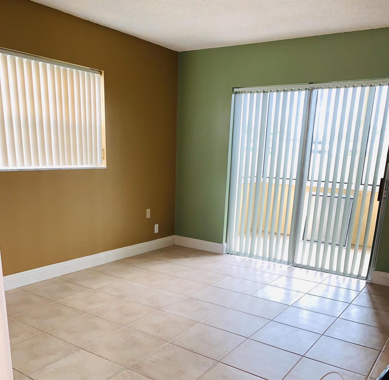 KINGS POINT FLANDERS CONDOS - Residential