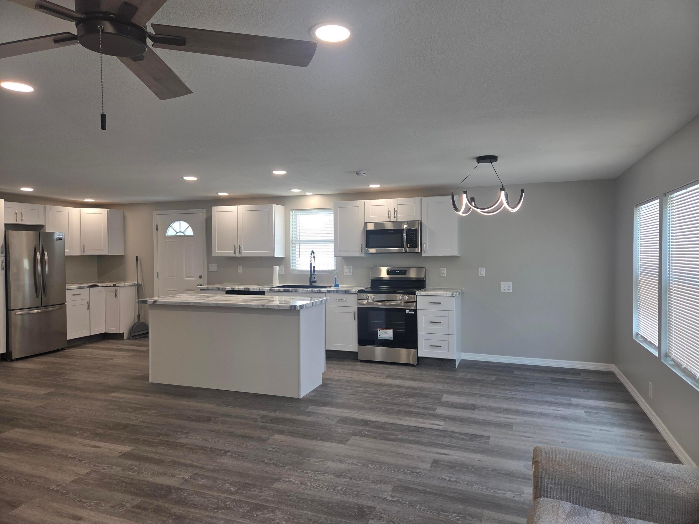 CAMBRIDGE AT HERITAGE RIDGE - Residential